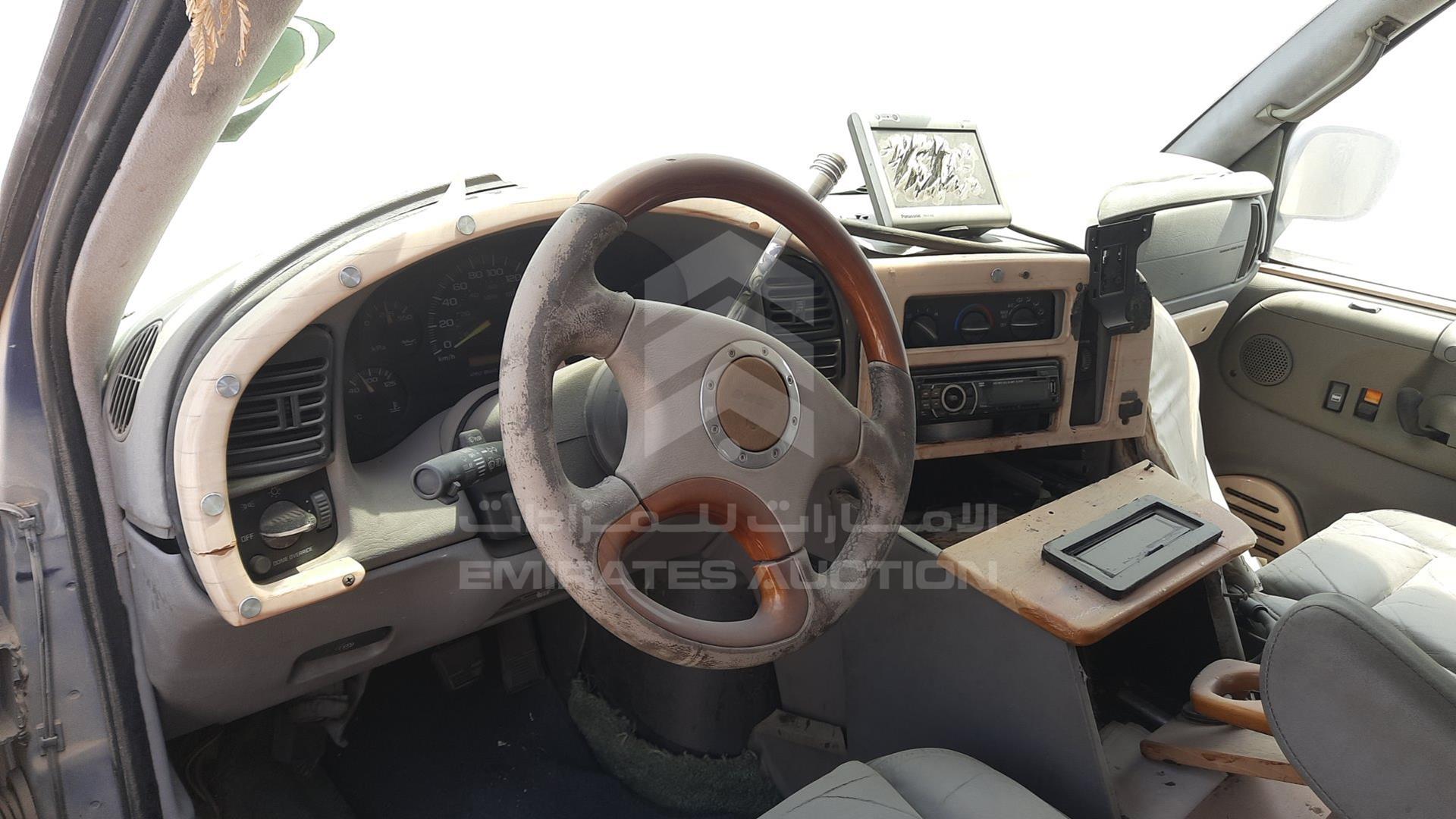 1997 CHEVROLET ASTRO VIN: 1GBDM19WXVB116678