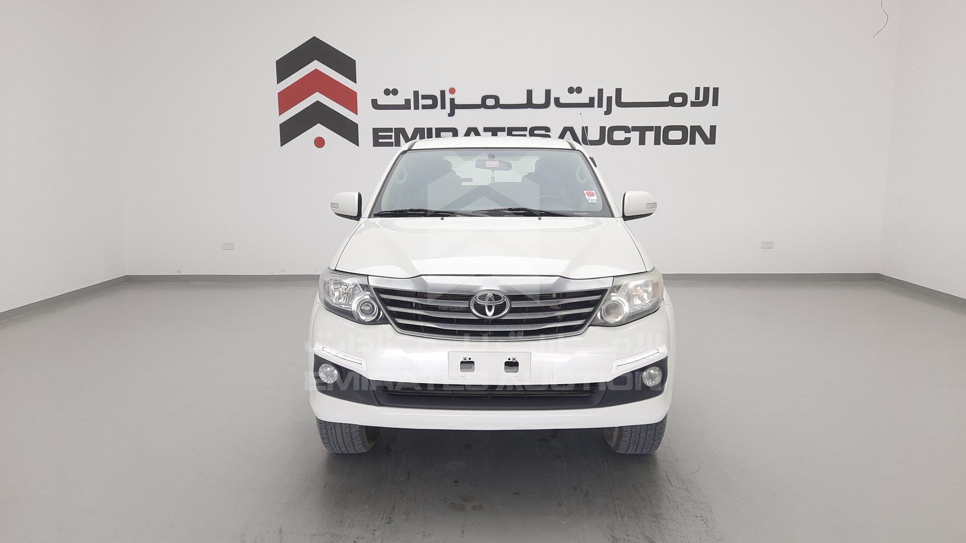 MHFYX59G6F8074517 - 2015 Toyota Fortuner - #465108