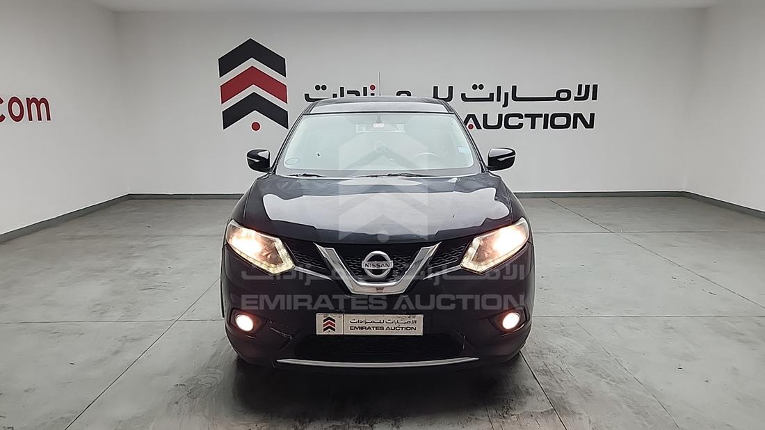 2016 Nissan X-Trail — Full Front View — Photo 1