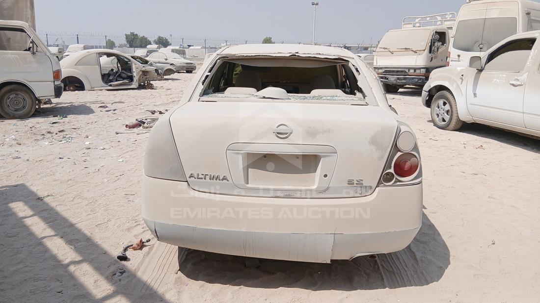 2005 Nissan Altima — Rear View — Photo 7