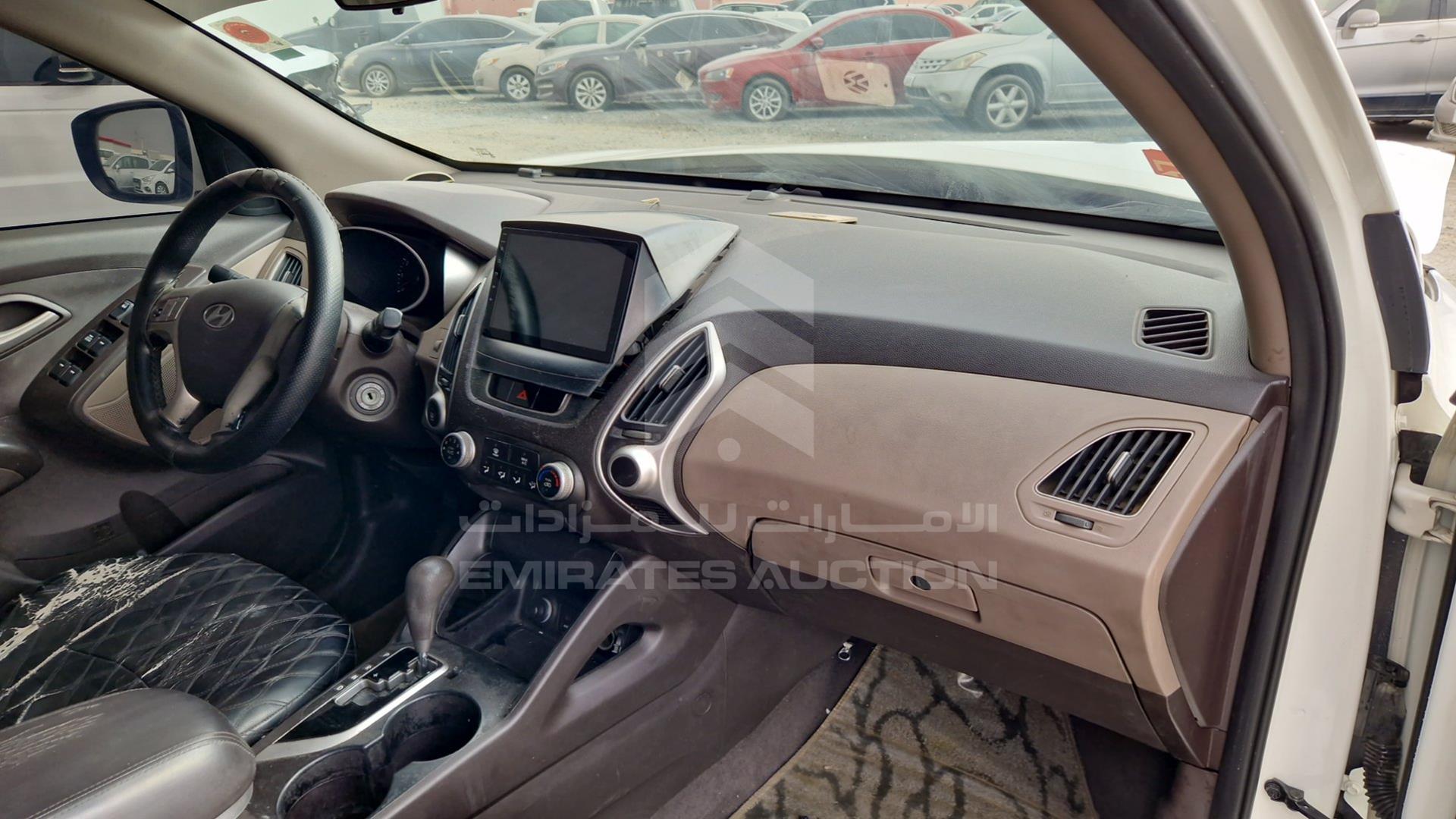 2013 HYUNDAI TUCSON VIN: KMHJT81B3DU674809
