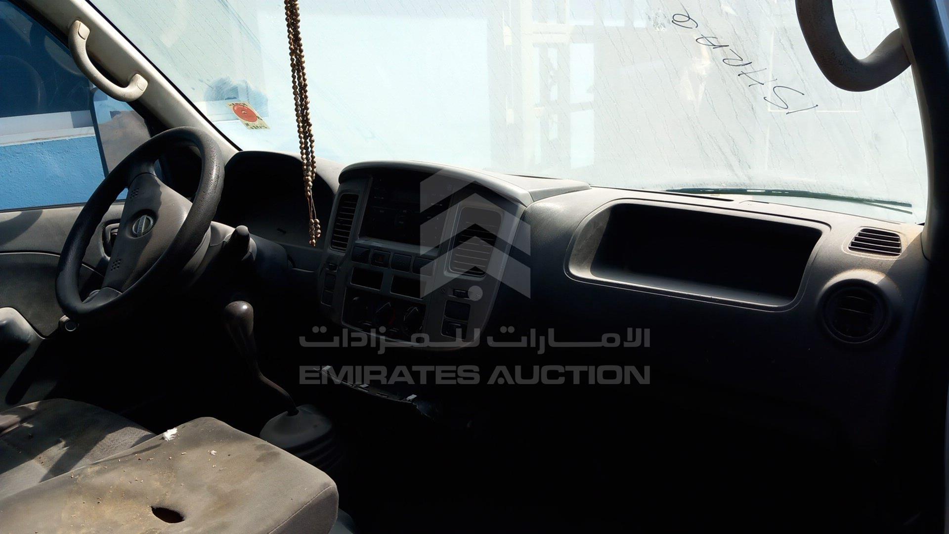 2013 NISSAN URVAN VIN: JN6AE54S7DX030010