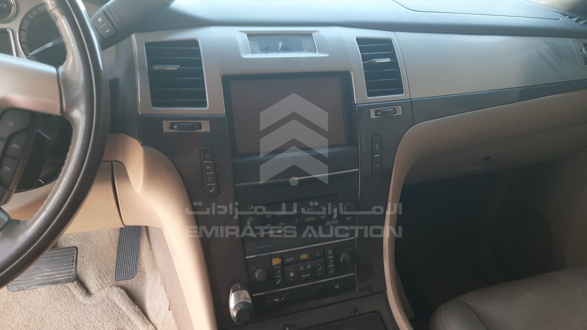 2014 CADILLAC ESCALADE VIN: 1GYS47EF1ER228959