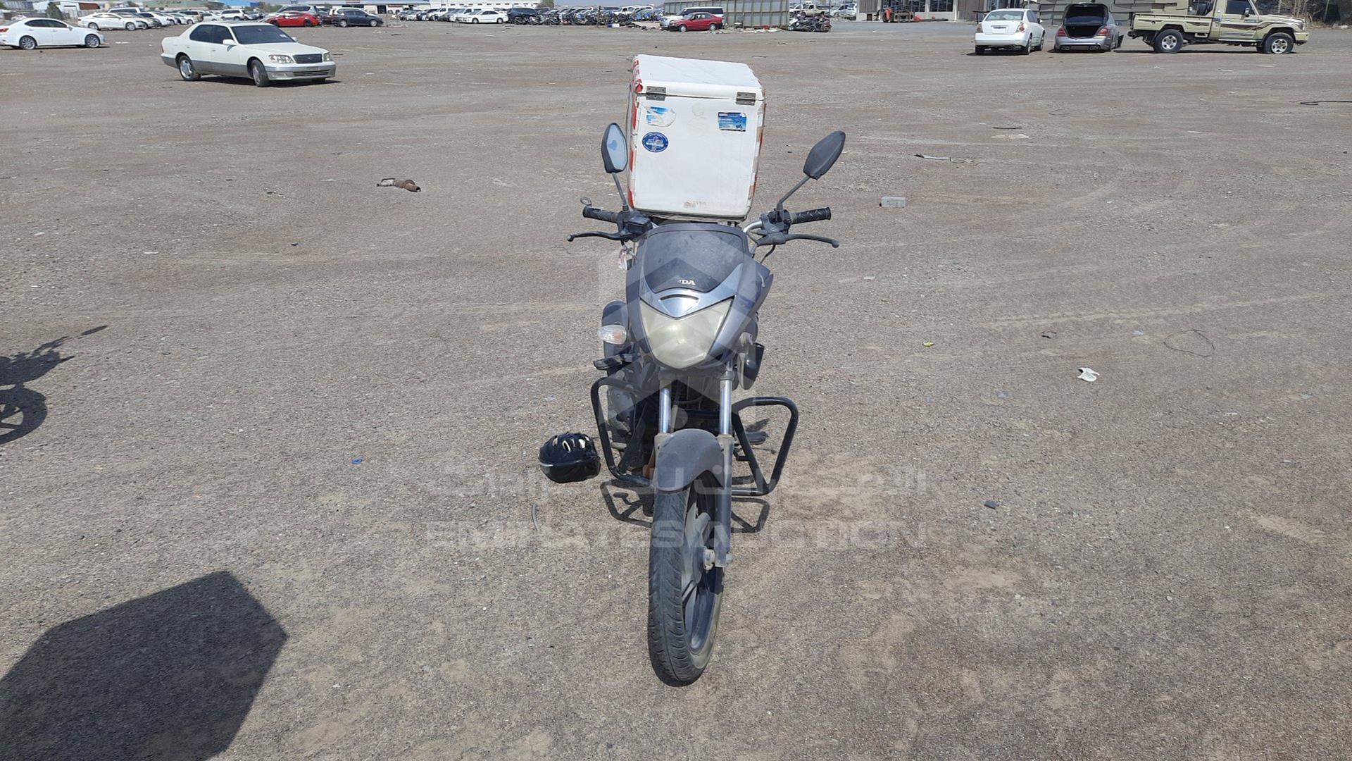 2018 HONDA UNICORN VIN: ME4KC311JJ8402084