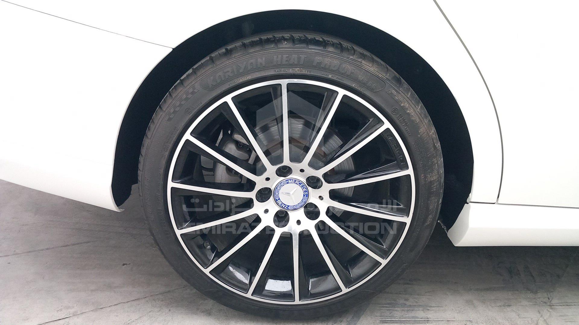 2018 MERCEDES CLA 250 VIN: WDDSJ4EB8JN614912