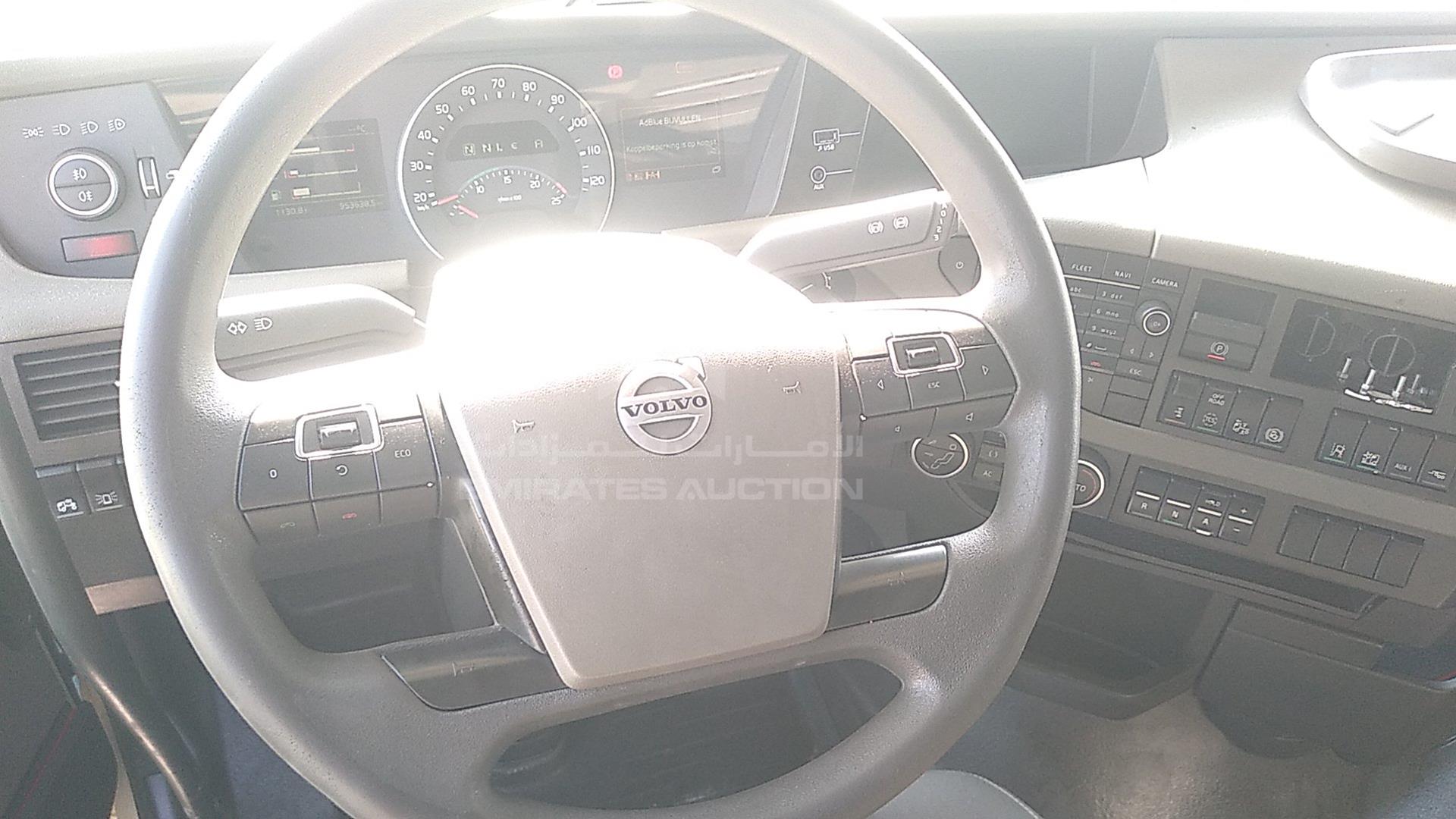 2016 VOLVO --- VIN: YV2RT40A4GB759446