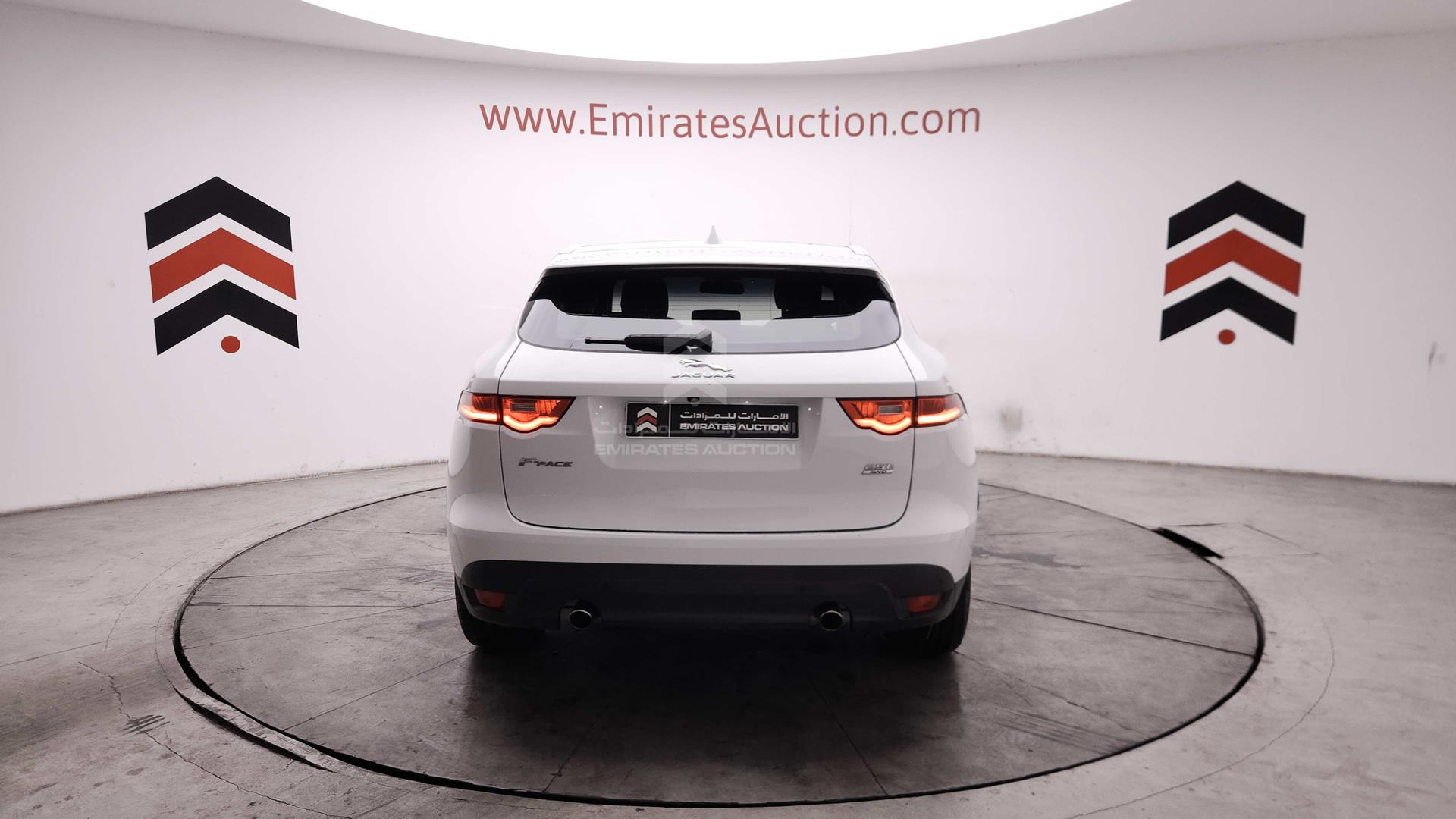 2018 JAGUAR F-PACE VIN: SADCA2BX6JA277882