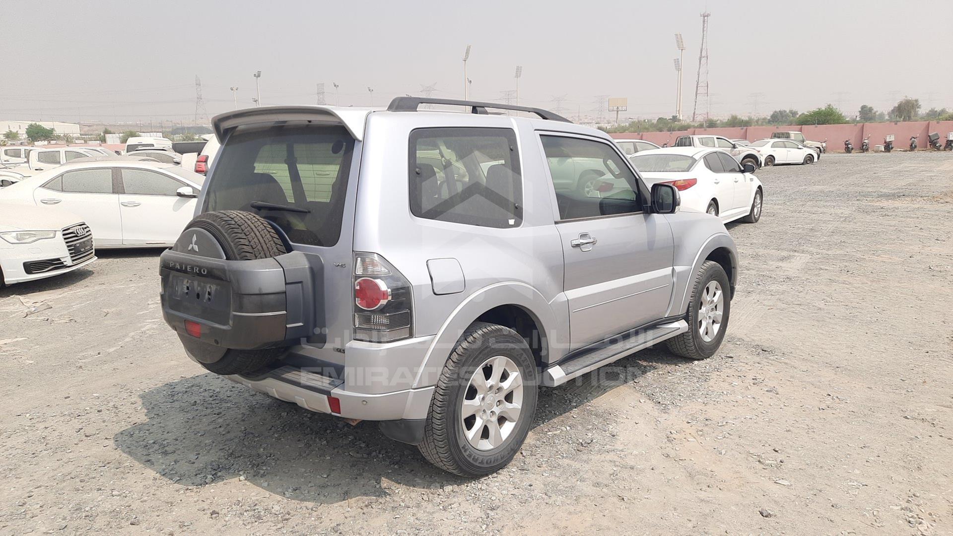 2016 MITSUBISHI PAJERO VIN: JMYMRV85WGJ730396
