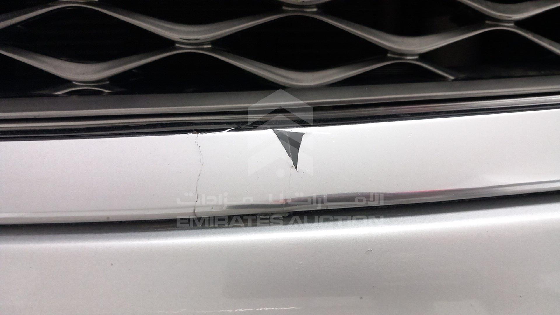 2011 INFINITI QX56 VIN: JNRAZ25Y2B9000763