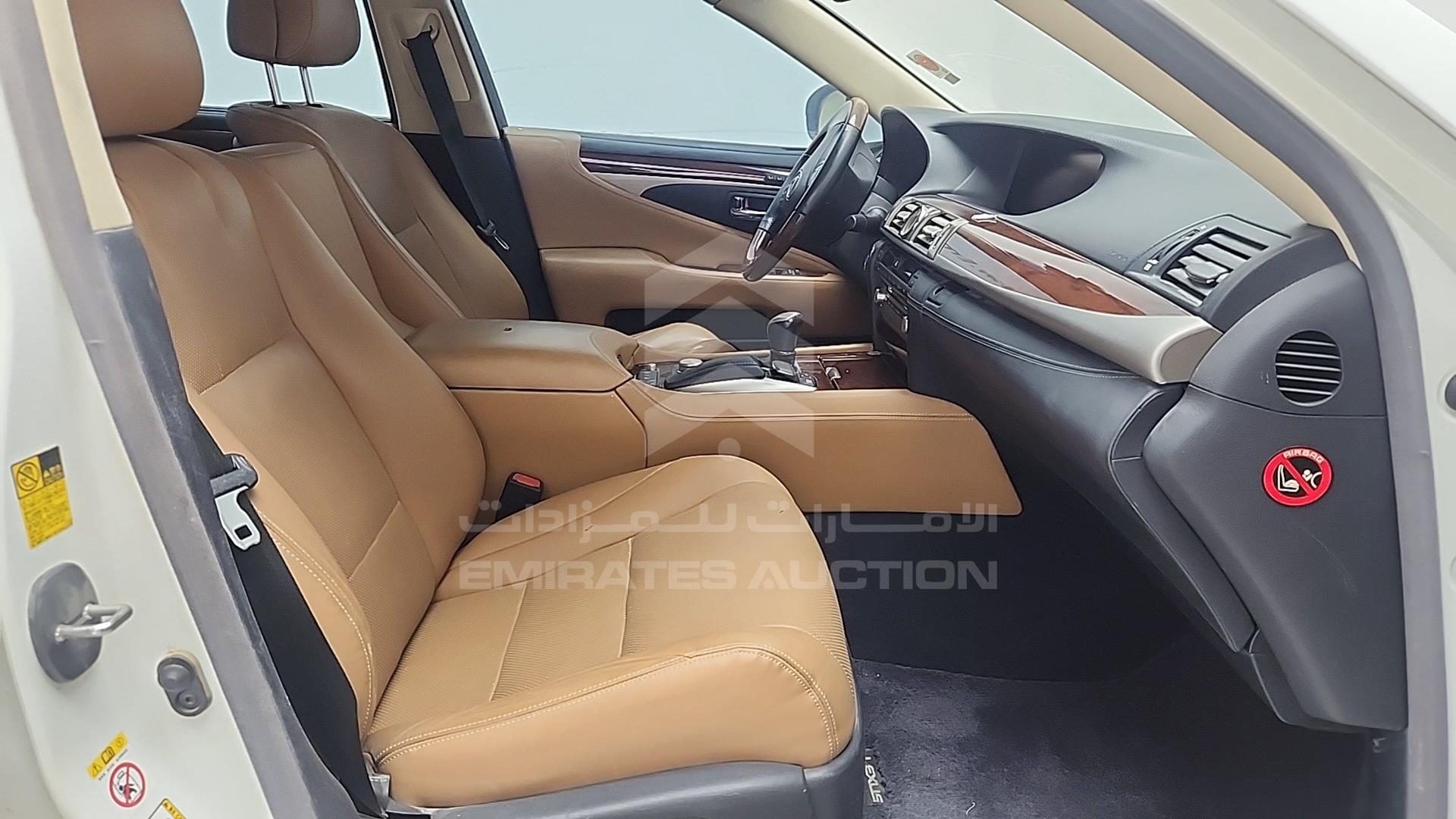 2014 LEXUS LS 460 L VIN: JTHGL46F7E5053585