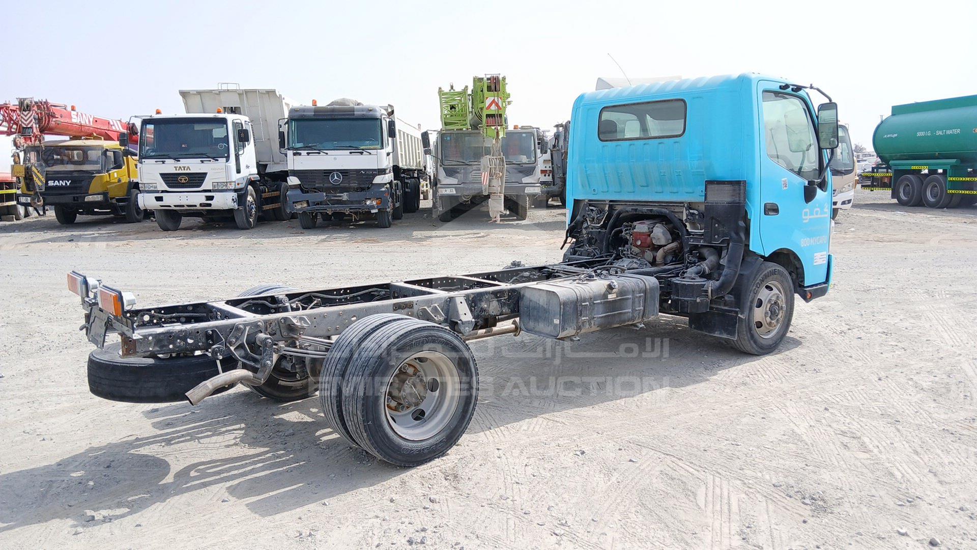 2021 HINO 300 VIN: JHHUCN1F8MK037992