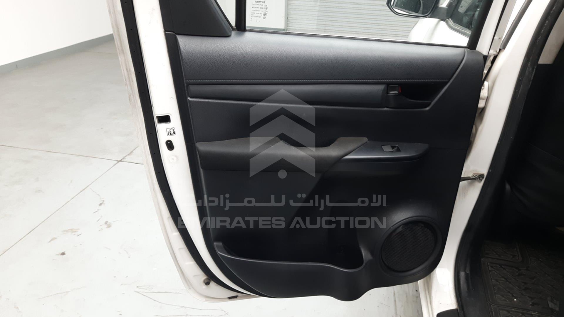 2019 TOYOTA HILUX VIN: MR0JX9CD8K4200480