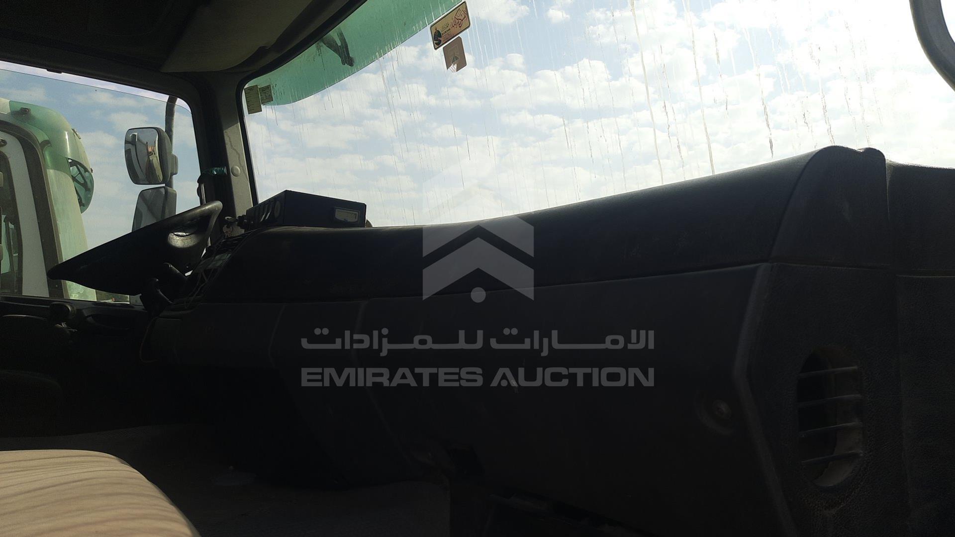 2008 MERCEDES ACTROS VIN: WDAKHCAA28L307533
