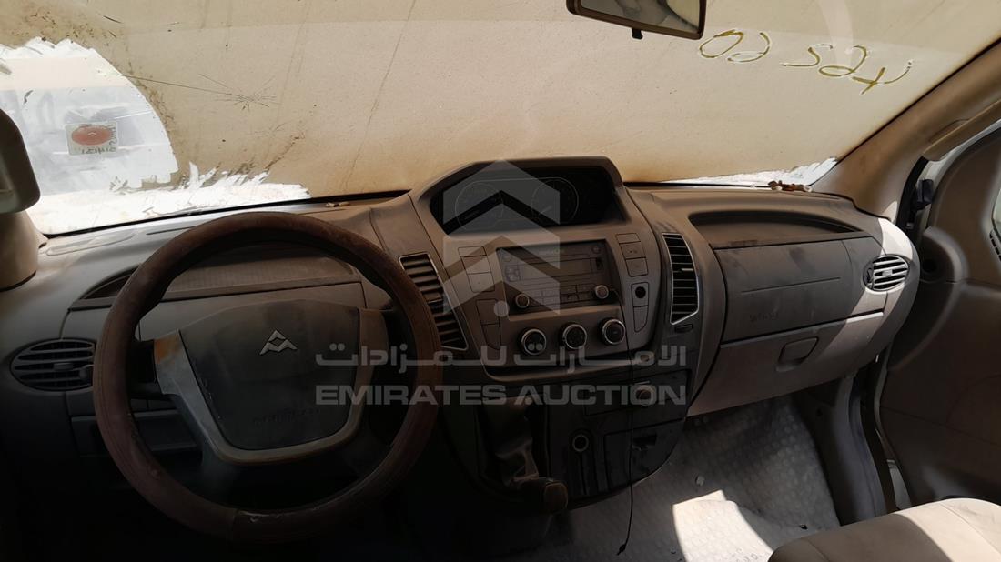 2014 Maxus V80 — Front Left Driver Dashboard View — Photo 11