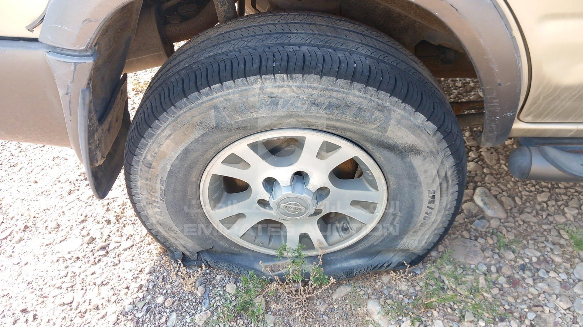 2000 NISSAN PATHFINDER VIN: JN8AR07Y3YW442550
