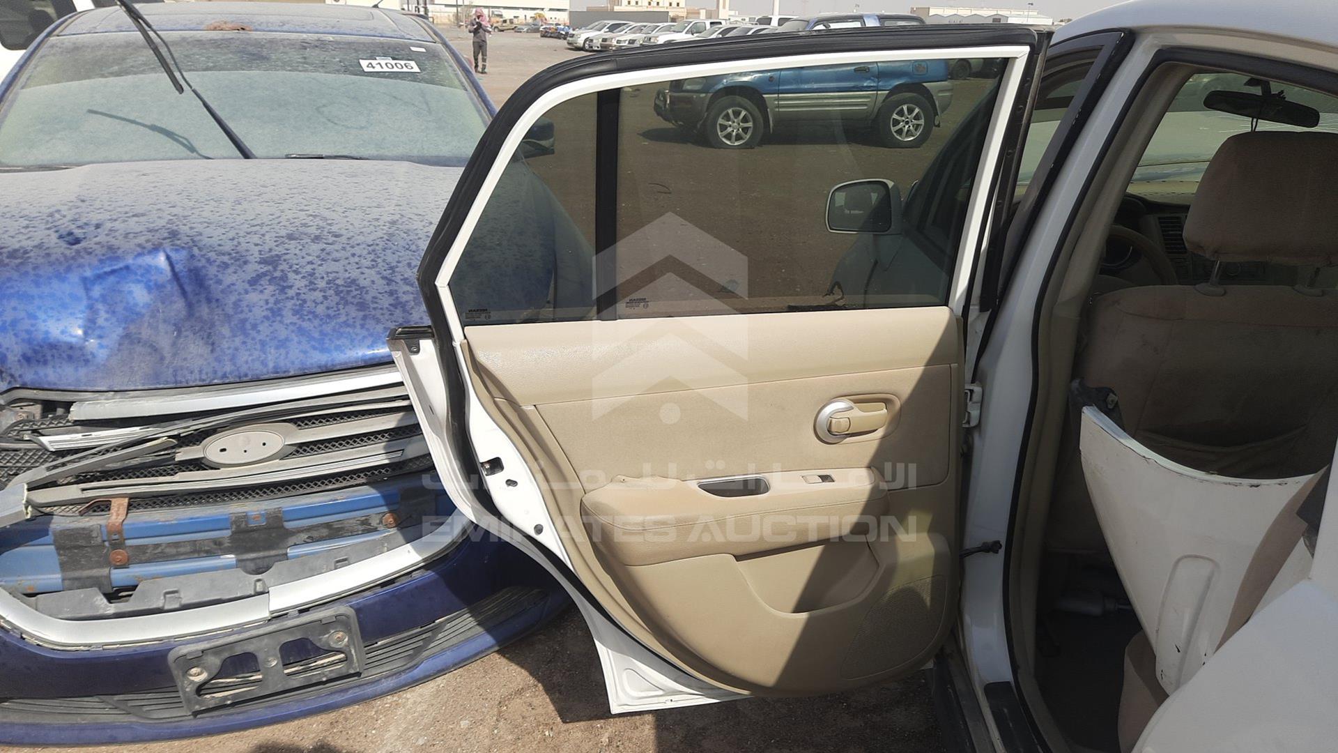 2011 NISSAN TIIDA VIN: 3N1BC1A61BK203695
