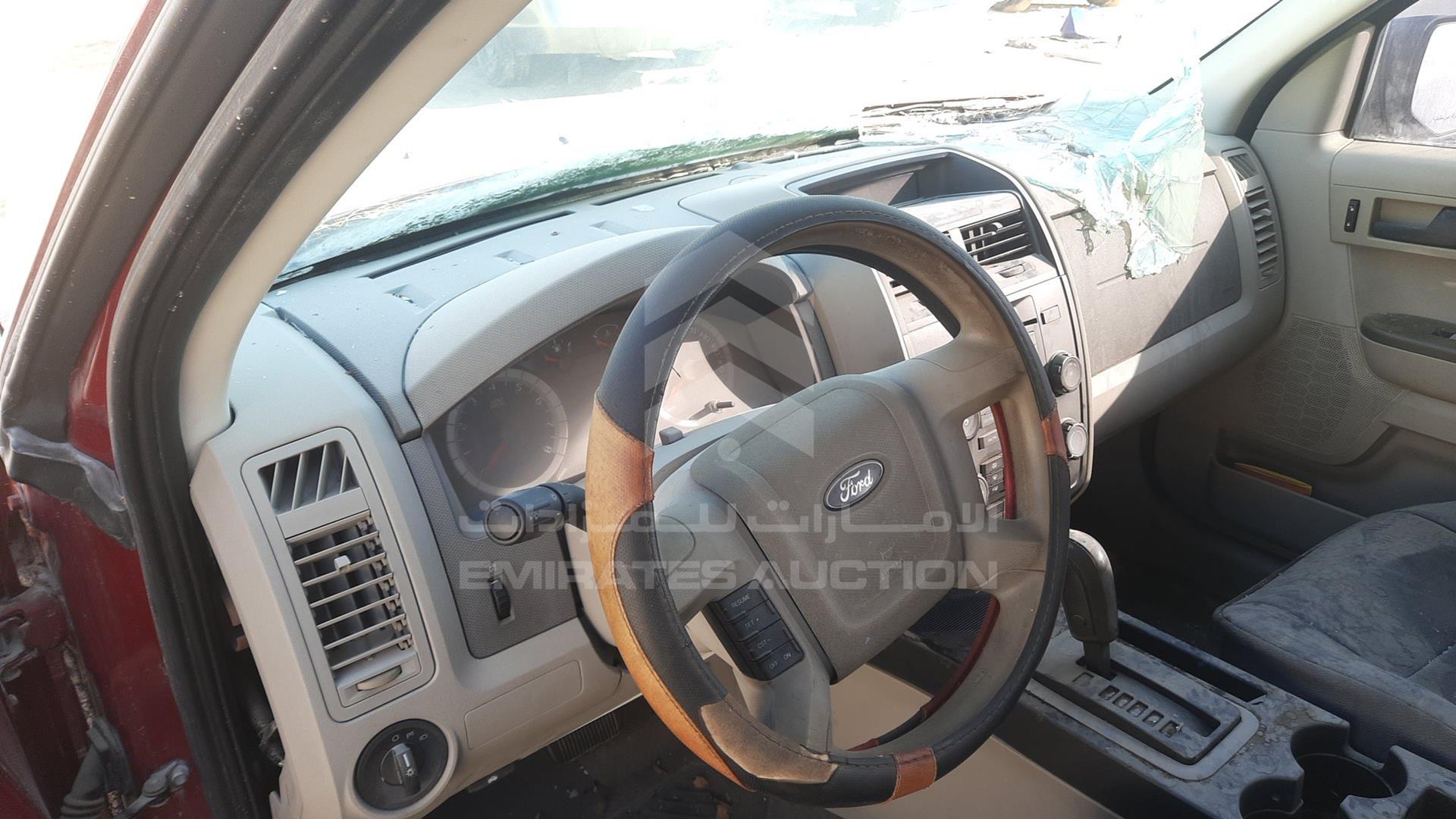 2008 FORD ESCAPE VIN: 1FMCU92158KA58936