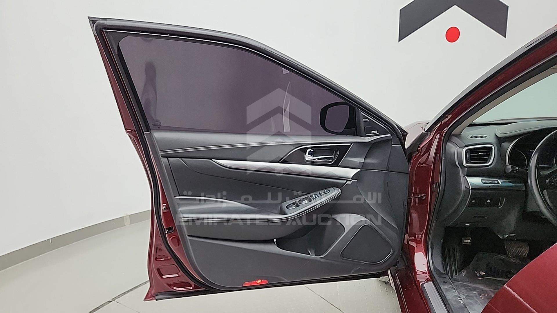 2019 NISSAN MAXIMA VIN: 1N4AA6AV5KC367773