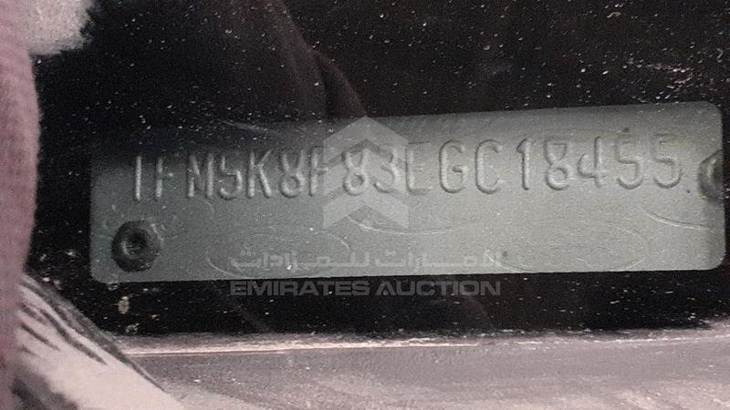 1FM5K8F83EGC18455 Auction: EmiratesAuction Lot: 409503 1FM5K8F83EGC18455 Ford Explorer 2014 GREY Photo 2
