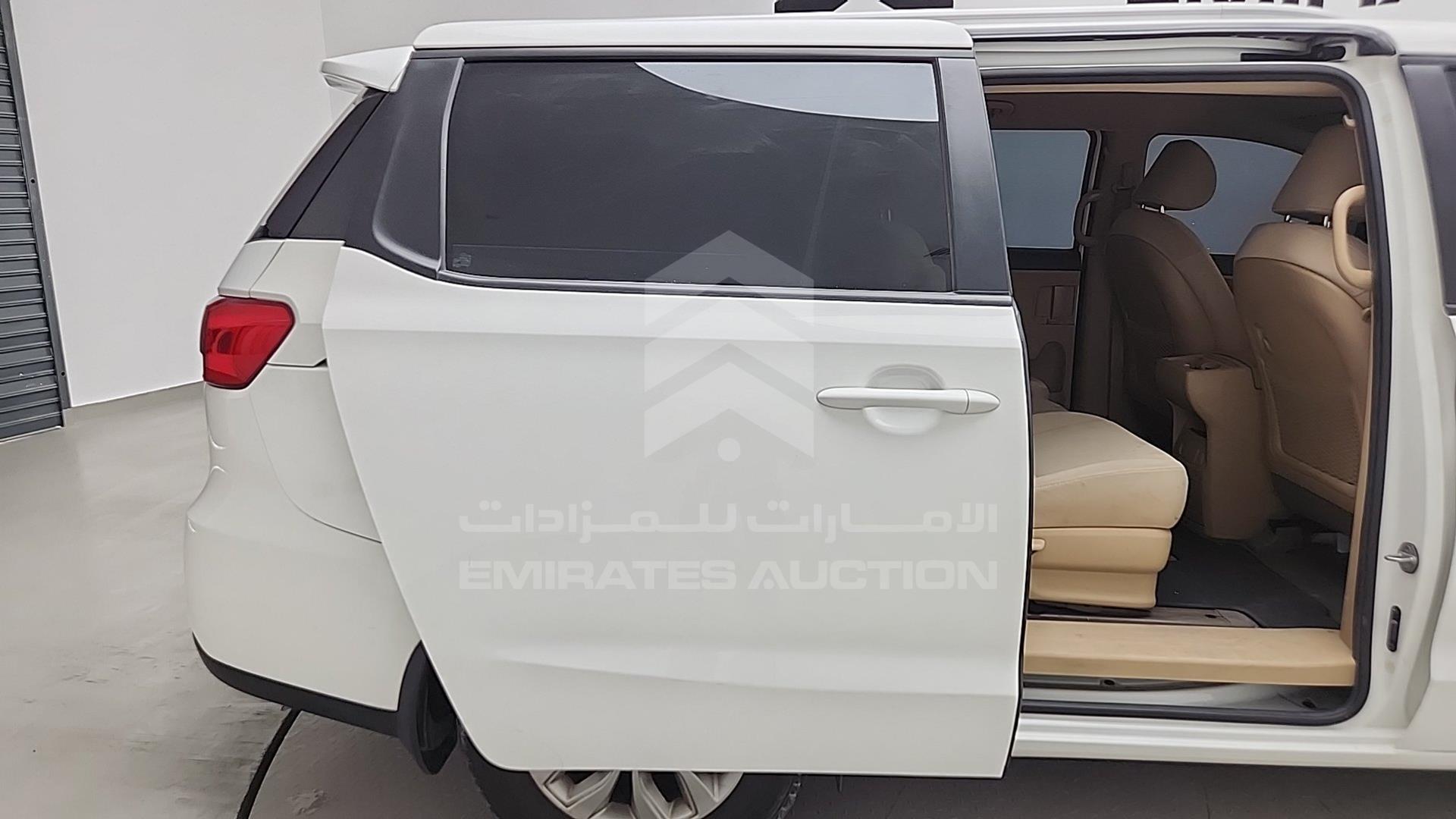 2020 KIA CARNIVAL VIN: KNAMB8123L6623802