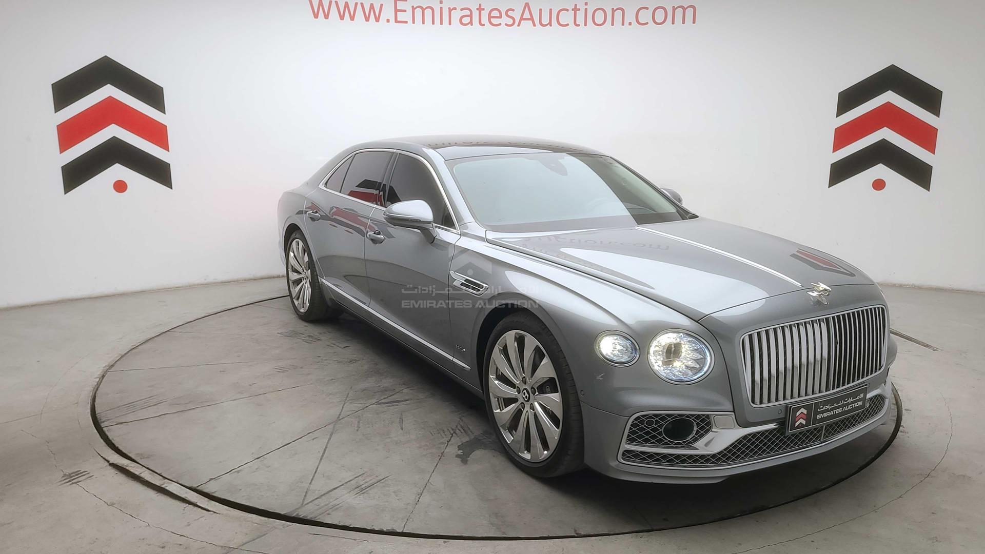 2020 BENTLEY FLYING SPUR VIN: SCBBA5ZG1LC083009