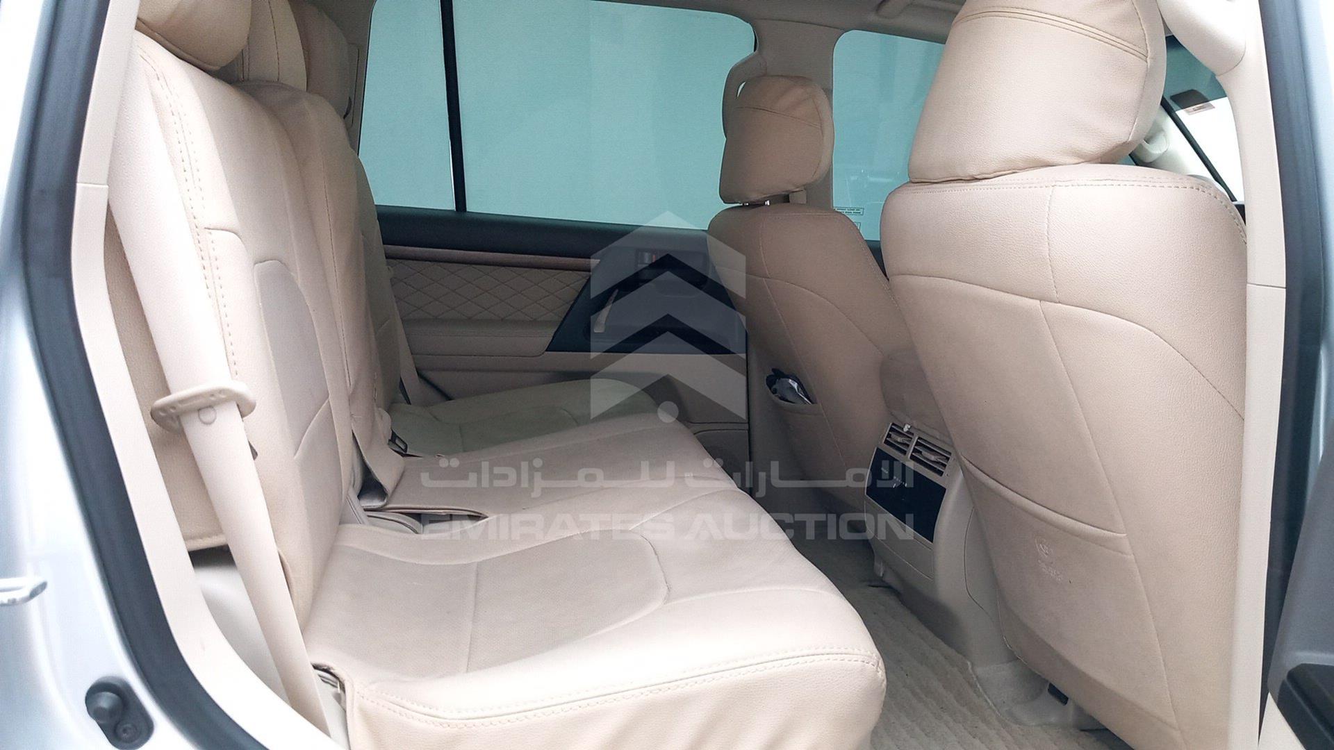 2019 TOYOTA LAND CRUISER VIN: JTMHX01J6K4189139