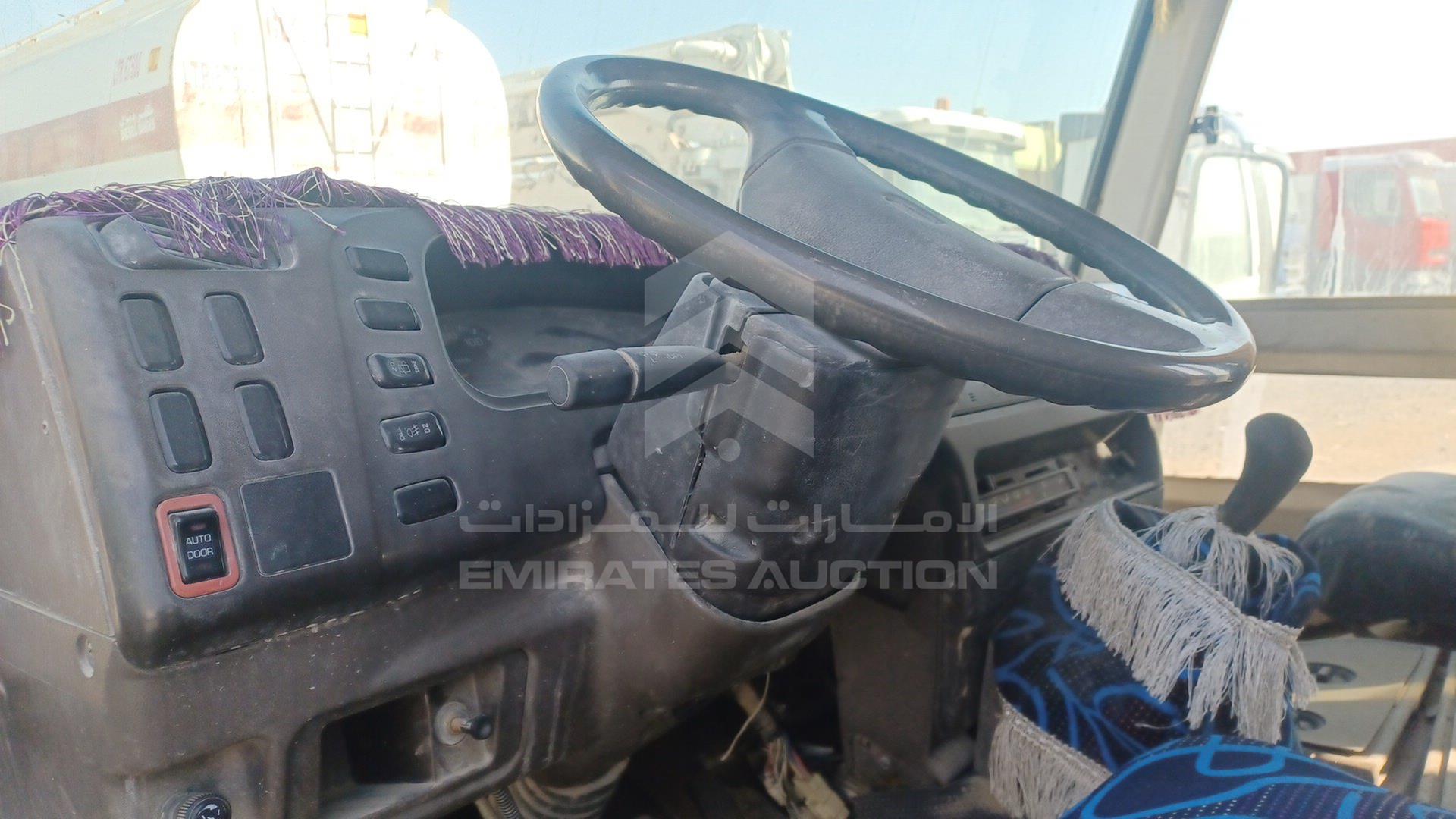 2018 MITSUBISHI ROSA VIN: JL5B3E6P3JPG00256