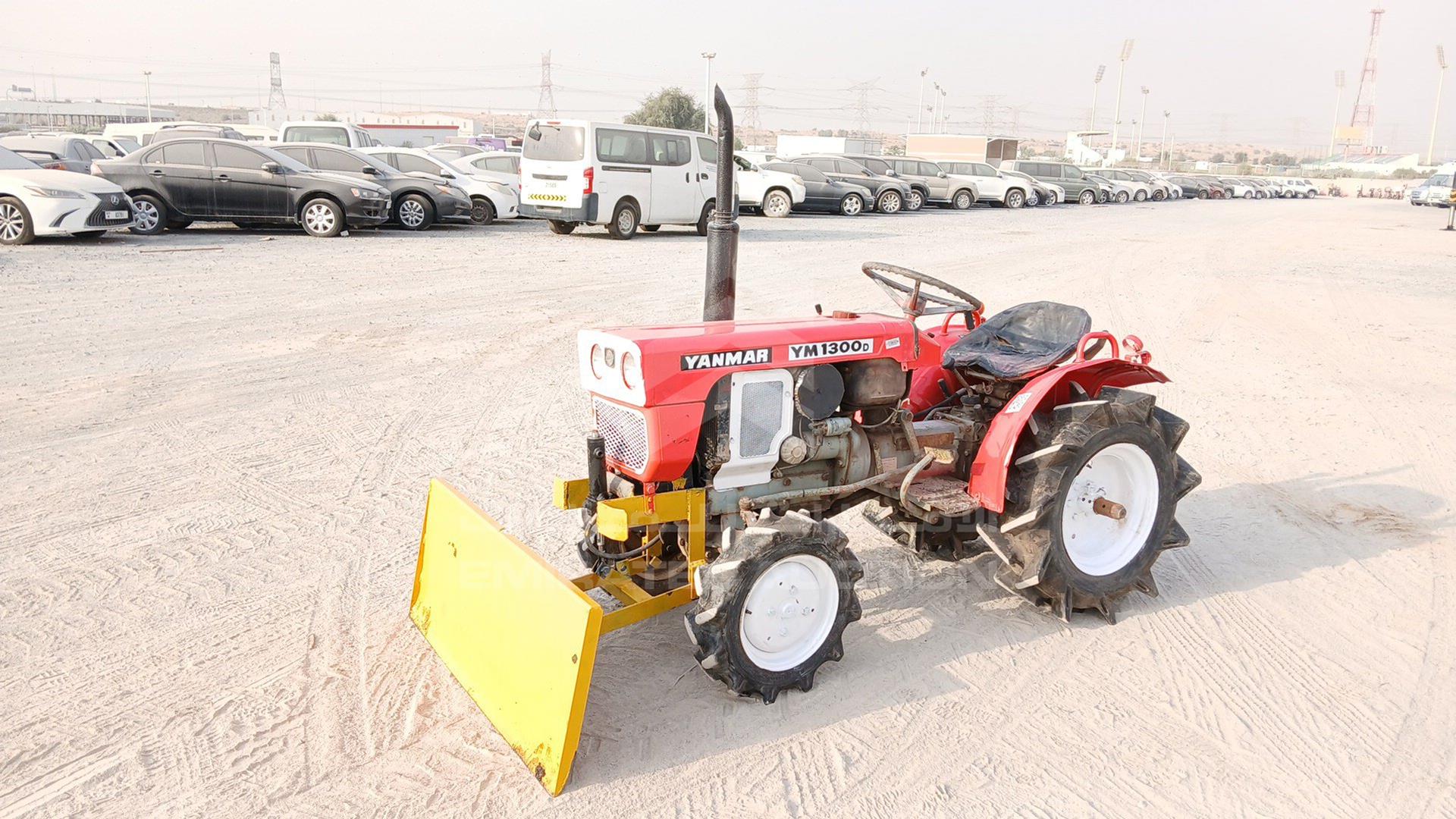 0 YANMAR --- VIN: YM1300D04359