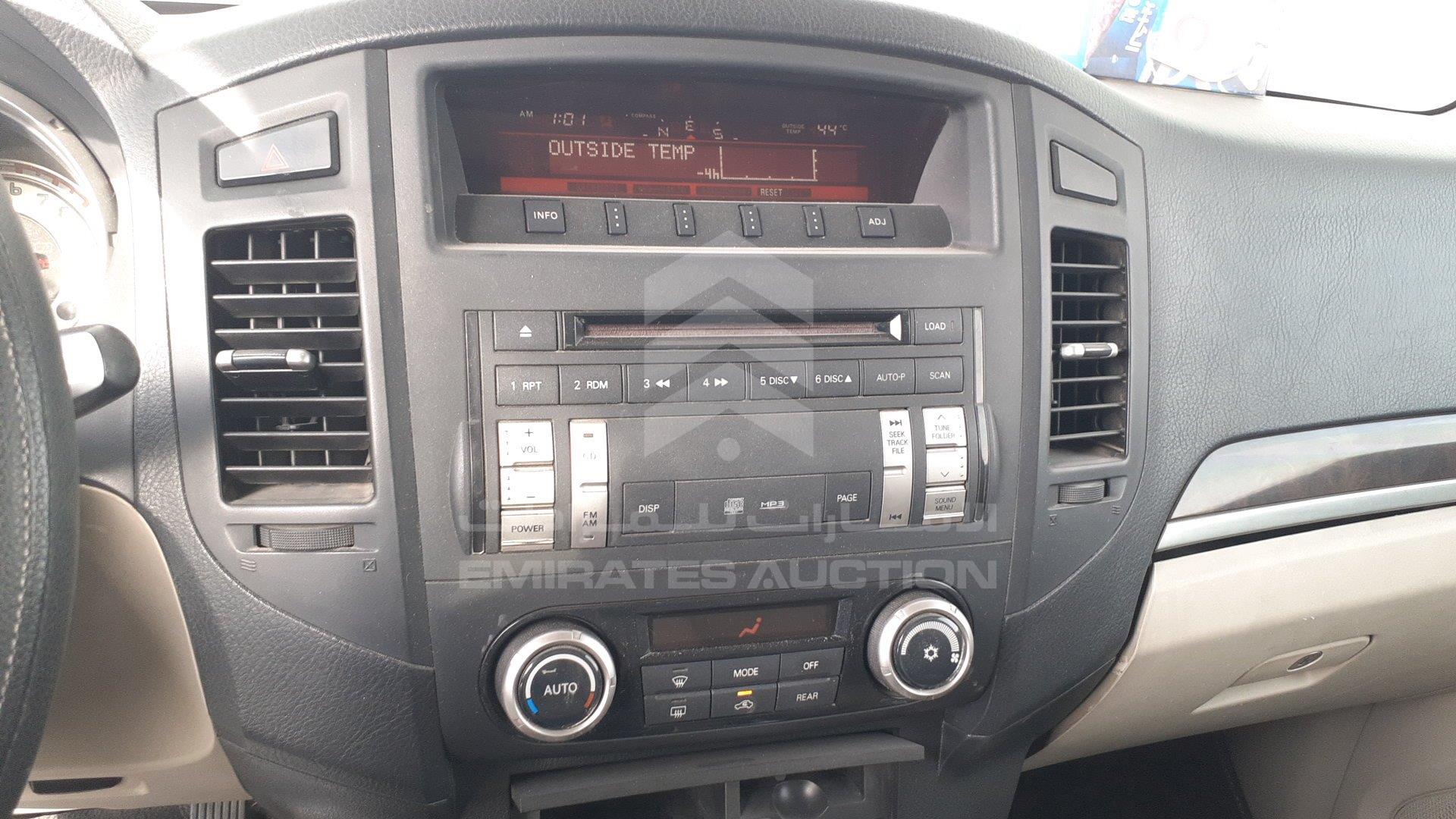 JMYLRV95WDJ708656 - 2013 Mitsubishi Pajero - #351548