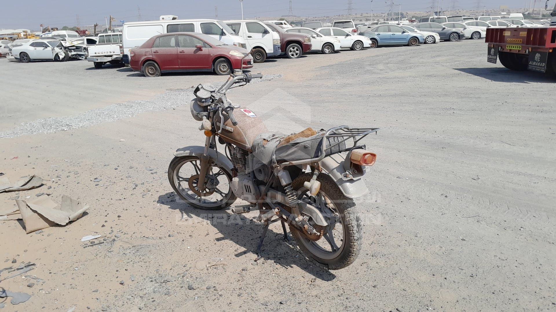 0 SUZUKI MOTORBIKE VIN: LC6PCJG9450803669
