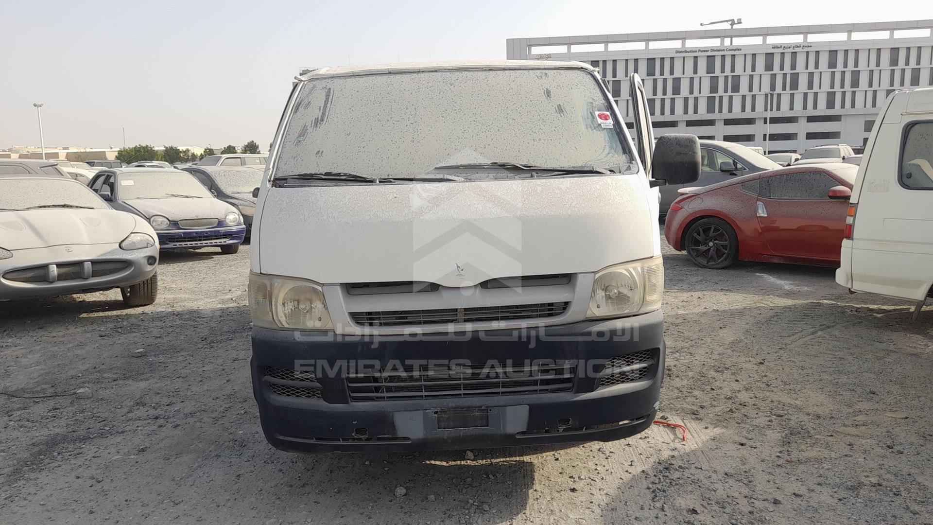 2005 TOYOTA HIACE VIN: JTFHX02PX50002331