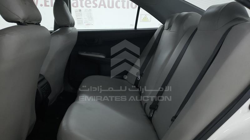 6T1BF9FK0HX697032 Auction: EmiratesAuction Lot: 404487 6T1BF9FK0HX697032 Toyota Camry 2017 WHITE Photo 19