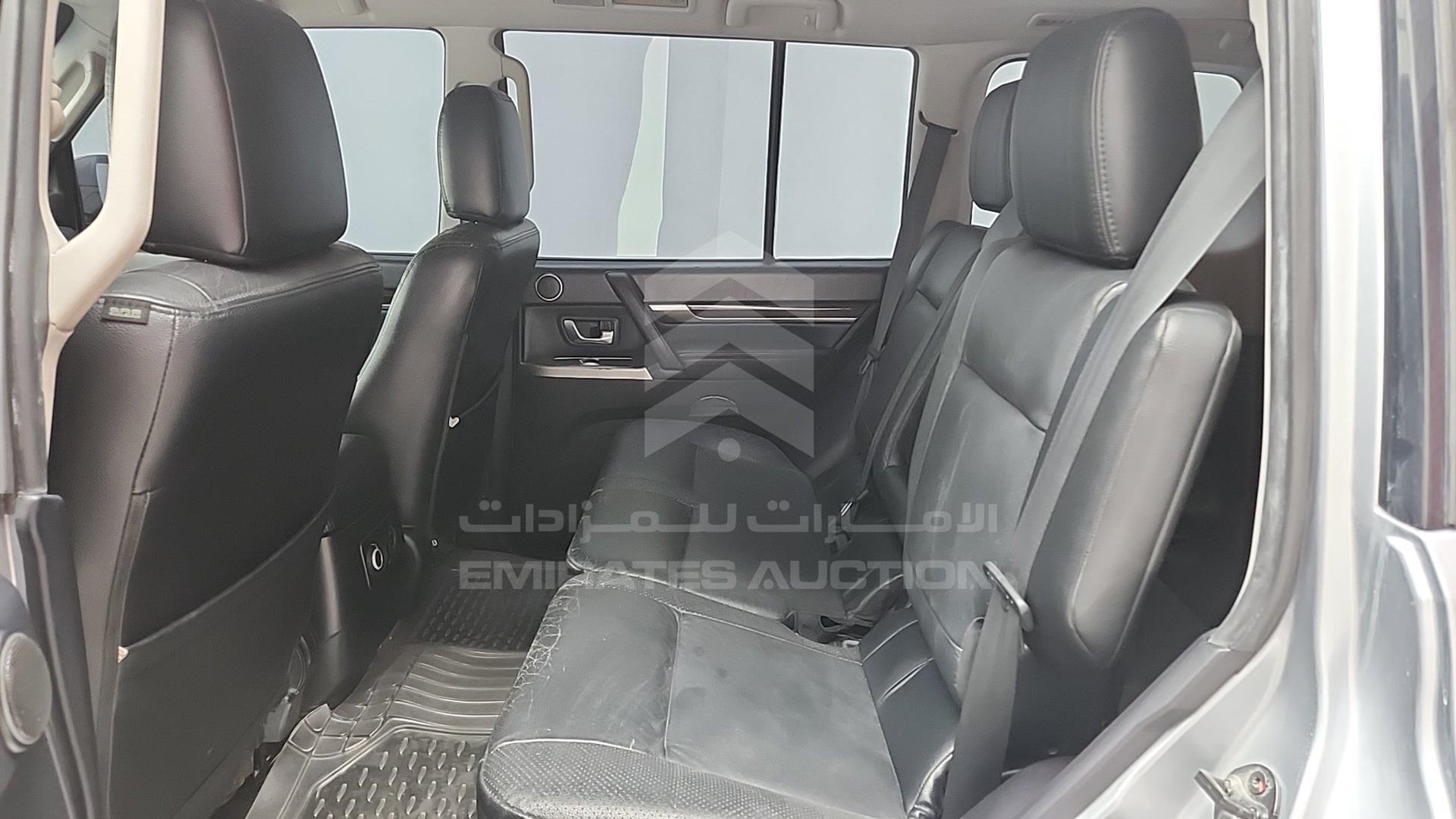 2012 MITSUBISHI PAJERO VIN: JMYLRV95WCJ703378