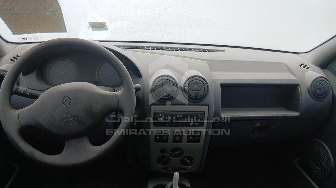 2012 Renault Logan — Full Dashboard View — Photo 14
