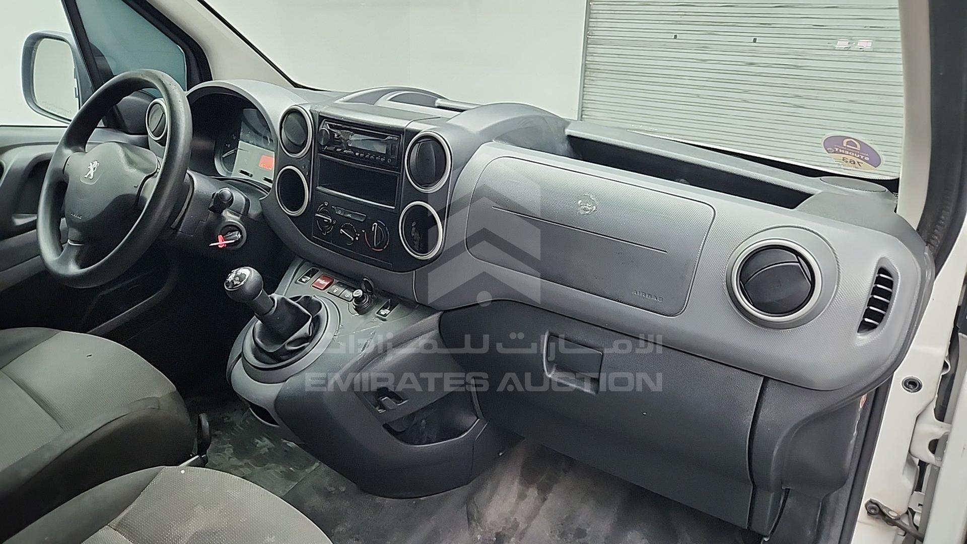 2018 PEUGEOT PATNER VIN: VF37FNFUXJJ516839