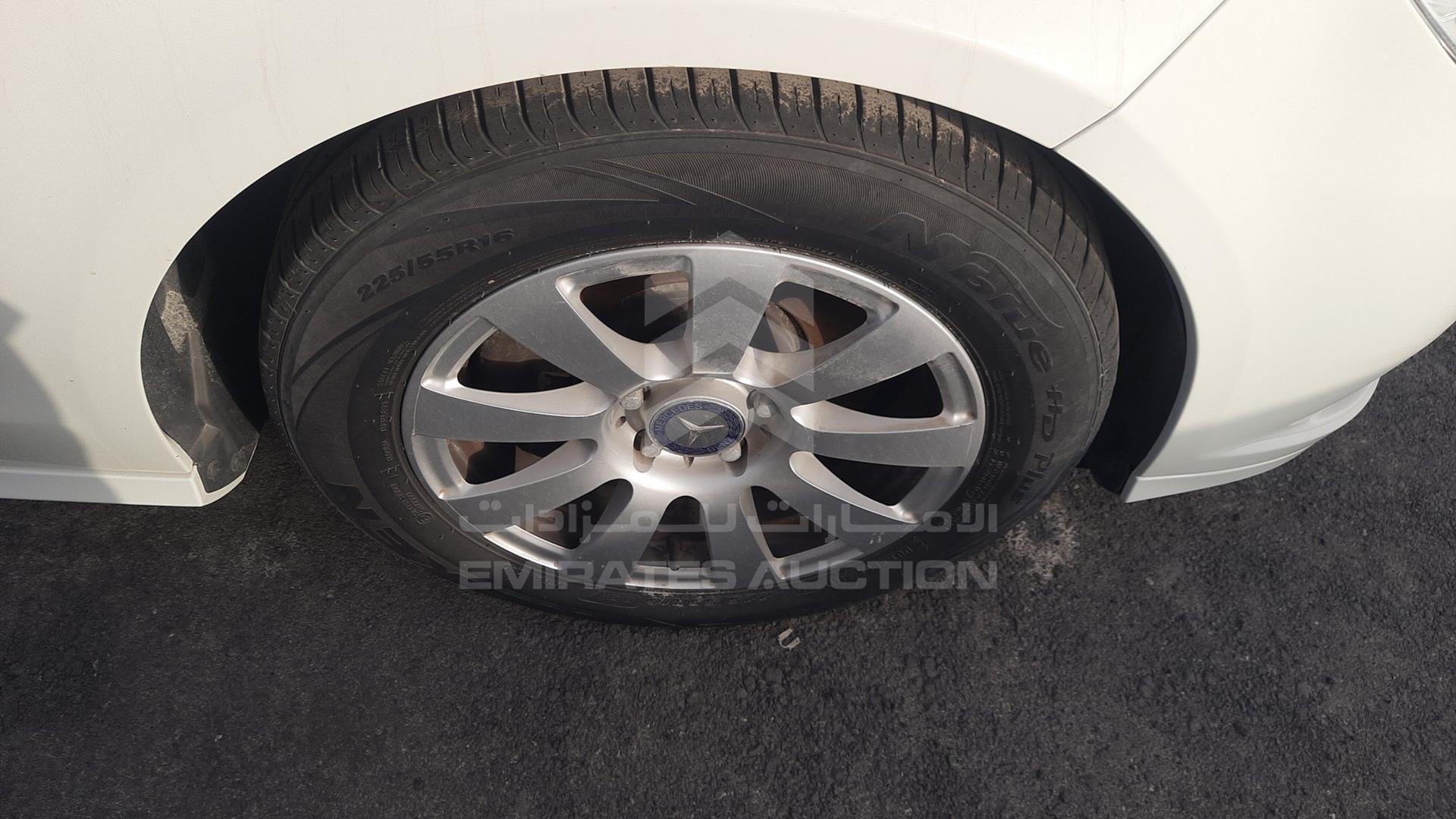 2010 MERCEDES E 300 VIN: WDDHF5EB9AA243803