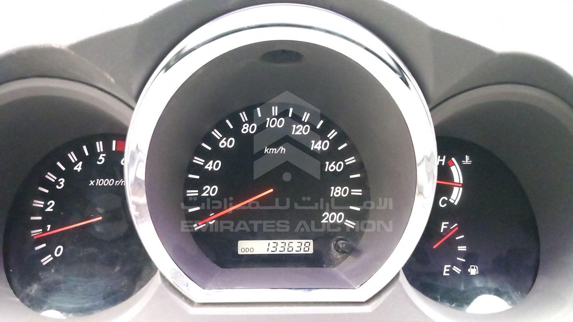 2011 TOYOTA FORTUNER VIN: MHFYX59G2B8018701