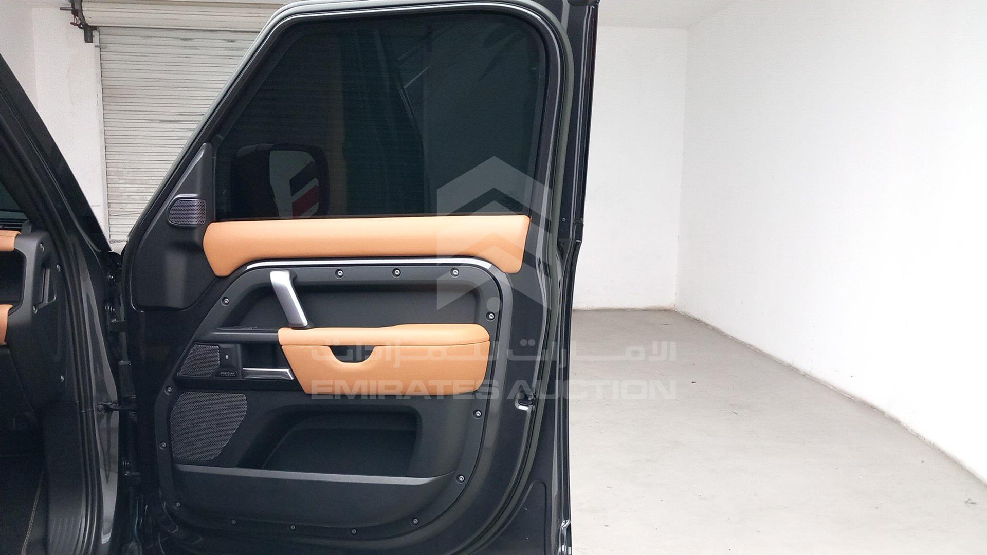 2023 LAND ROVER DEFENDER 110 VIN: SALEA7BE0P2121378