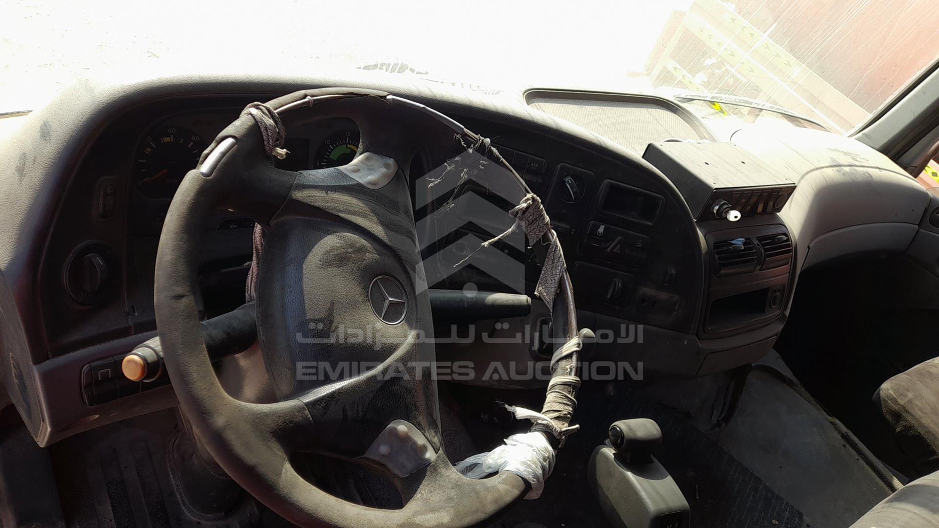 2007 MERCEDES ACTROS VIN: WDAKHCAA47L201969