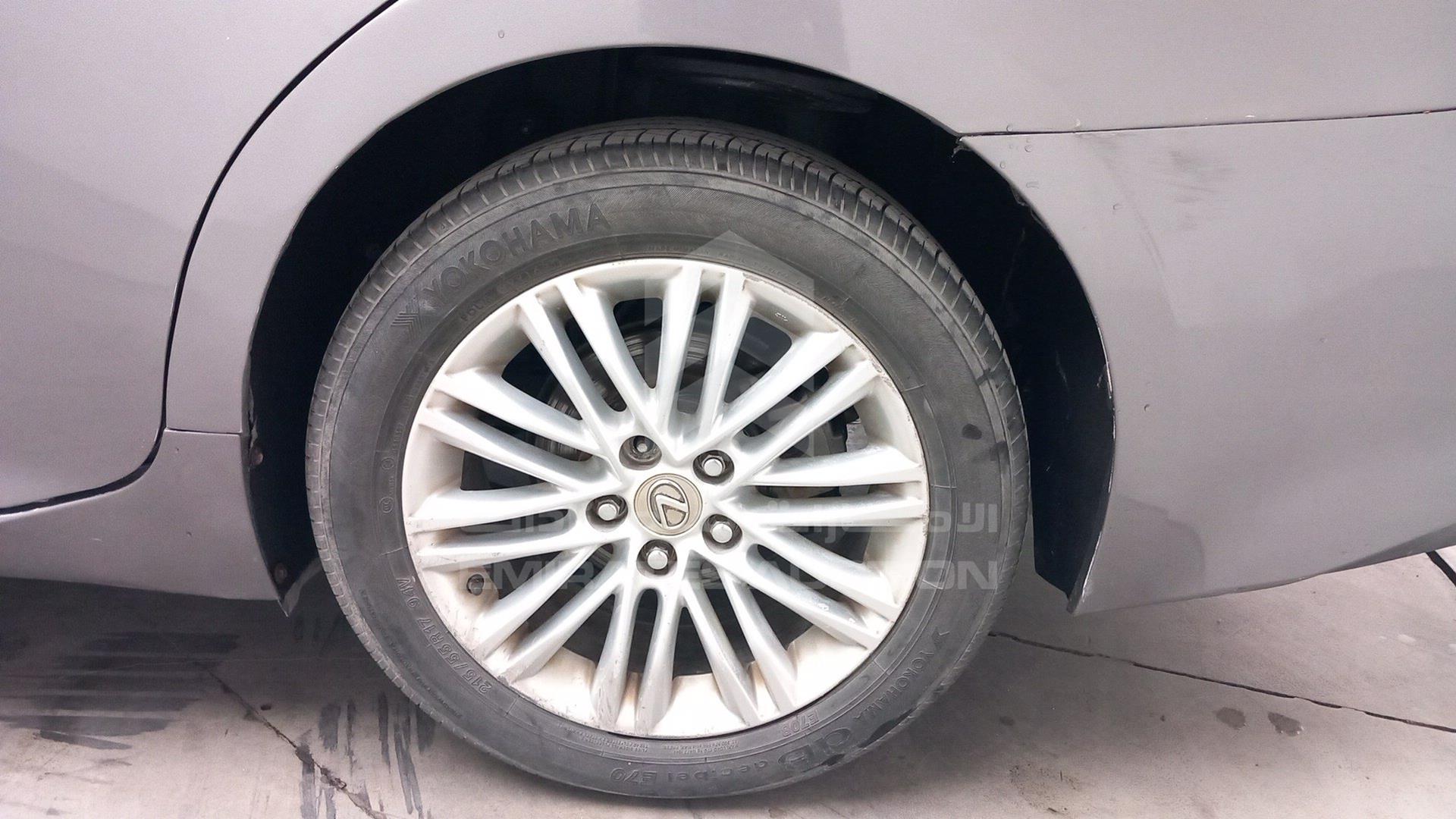 2013 LEXUS ES 350 VIN: JTHBK1GG2D2028287