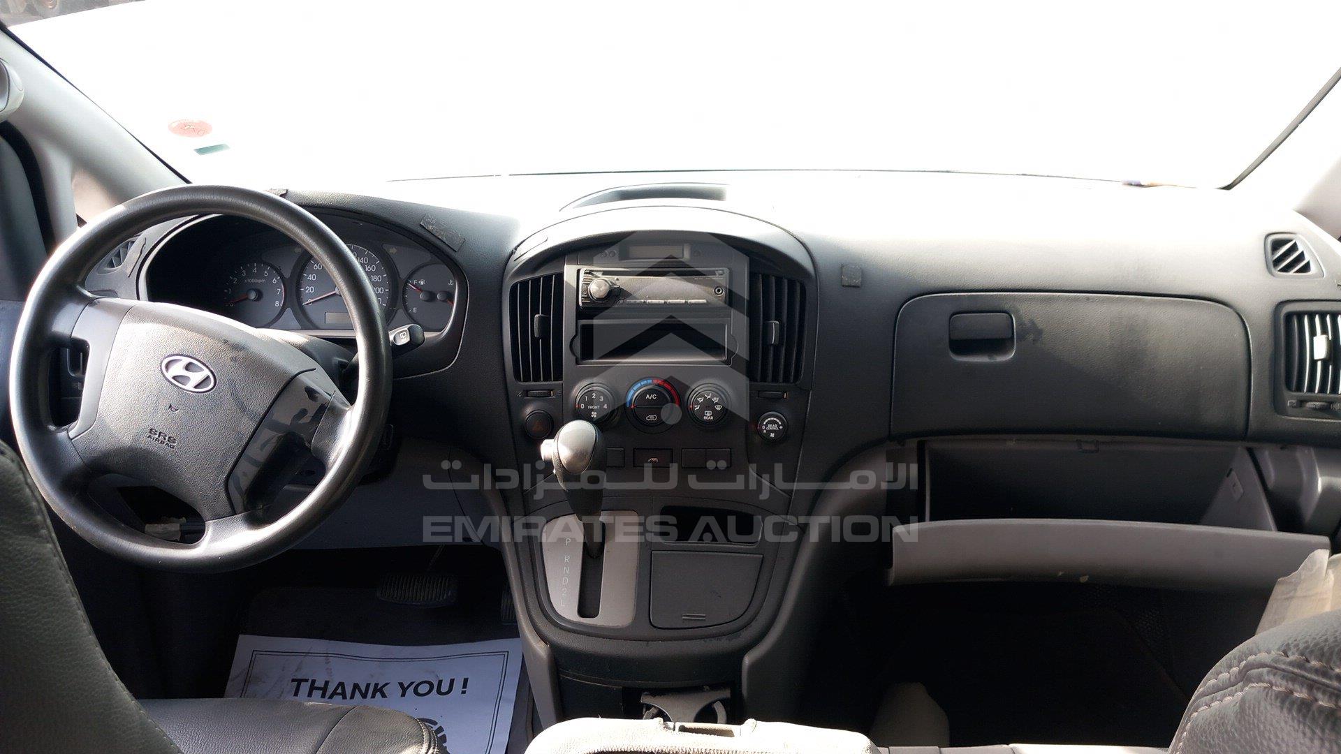 KMJWA37R0CU455693 - 2012 Hyundai H1 - #506534