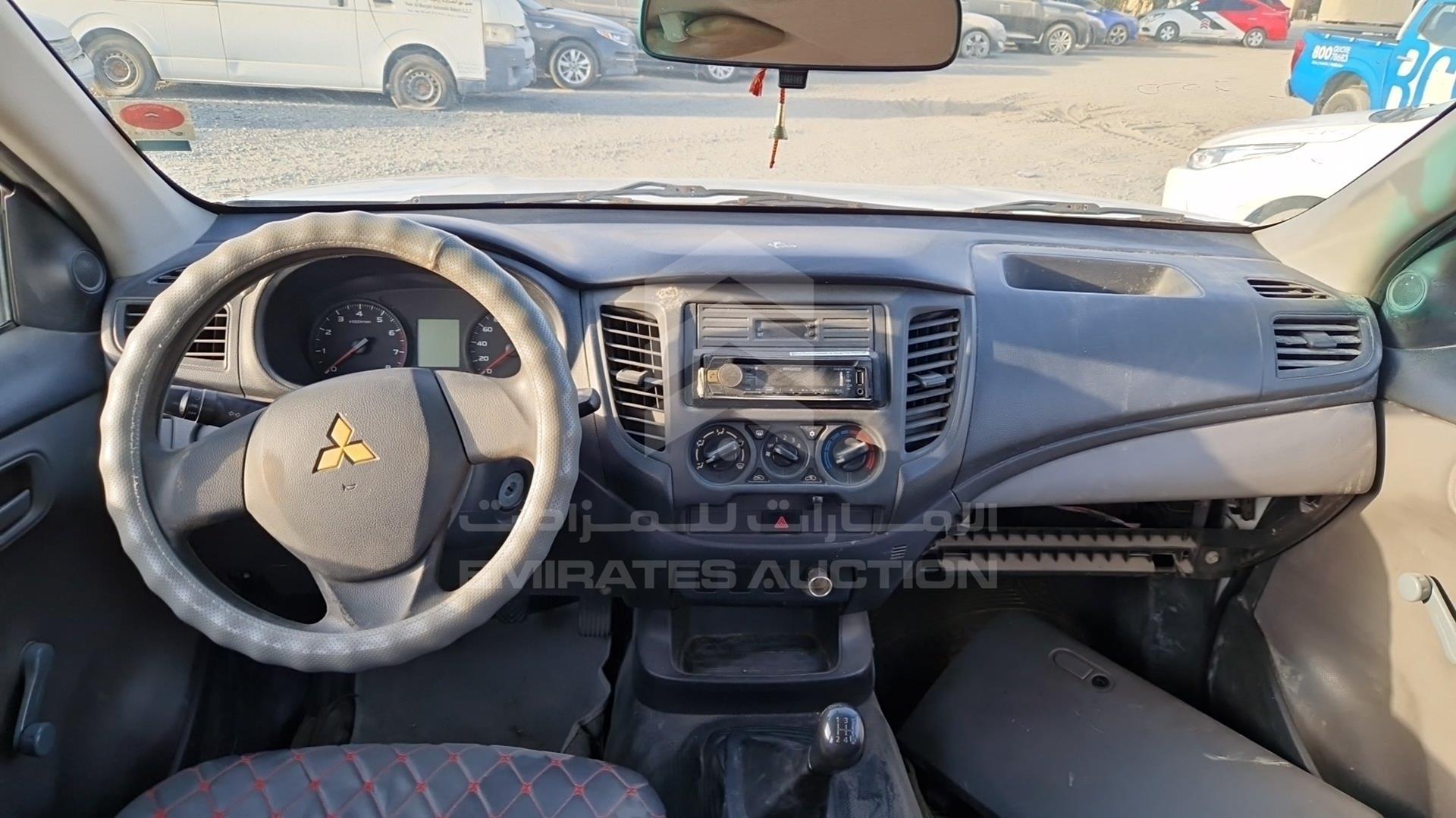 2016 MITSUBISHI L 200 VIN: MMBJNKJ40GH039774
