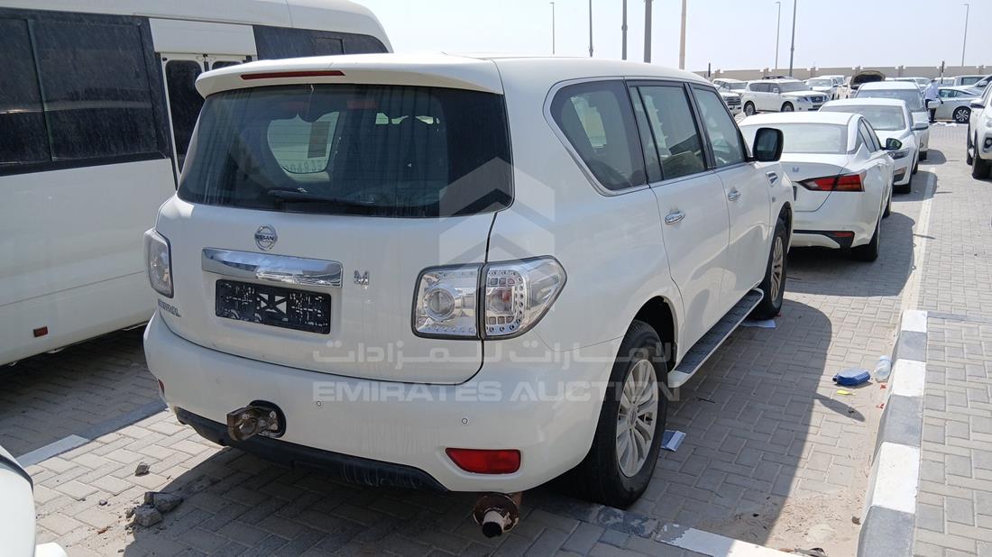 نيسان باترول 2019 — الزاوية الخلفية اليمنى — صورة 9