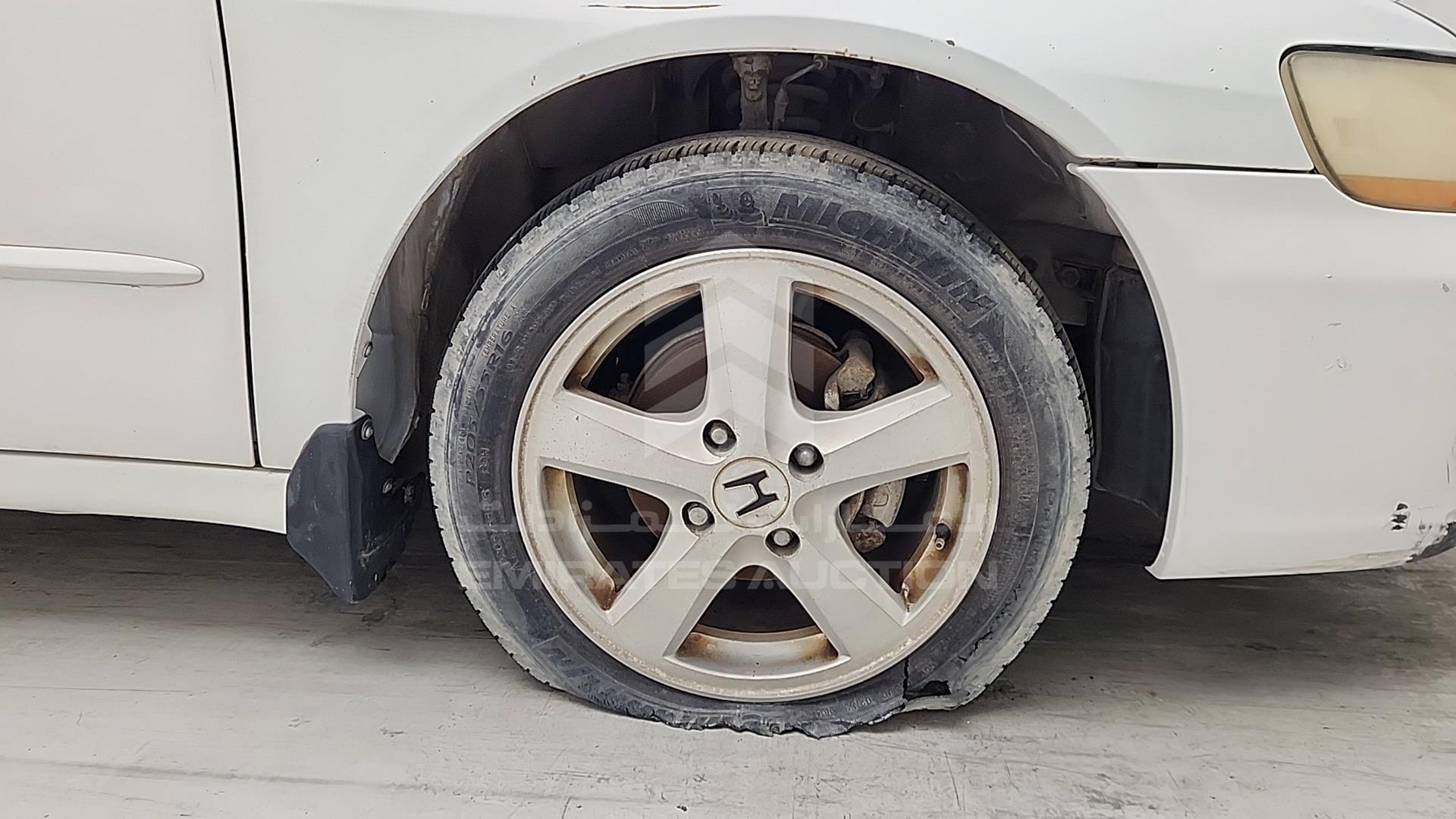 1998 HONDA ACCORD VIN: 1HGCG5656WA200748