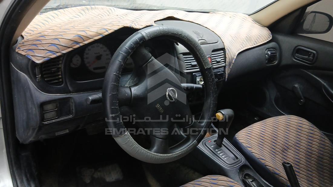 نيسان صني 2006 — زاوية واجهة السائق الأمامية اليسرى — صورة 15