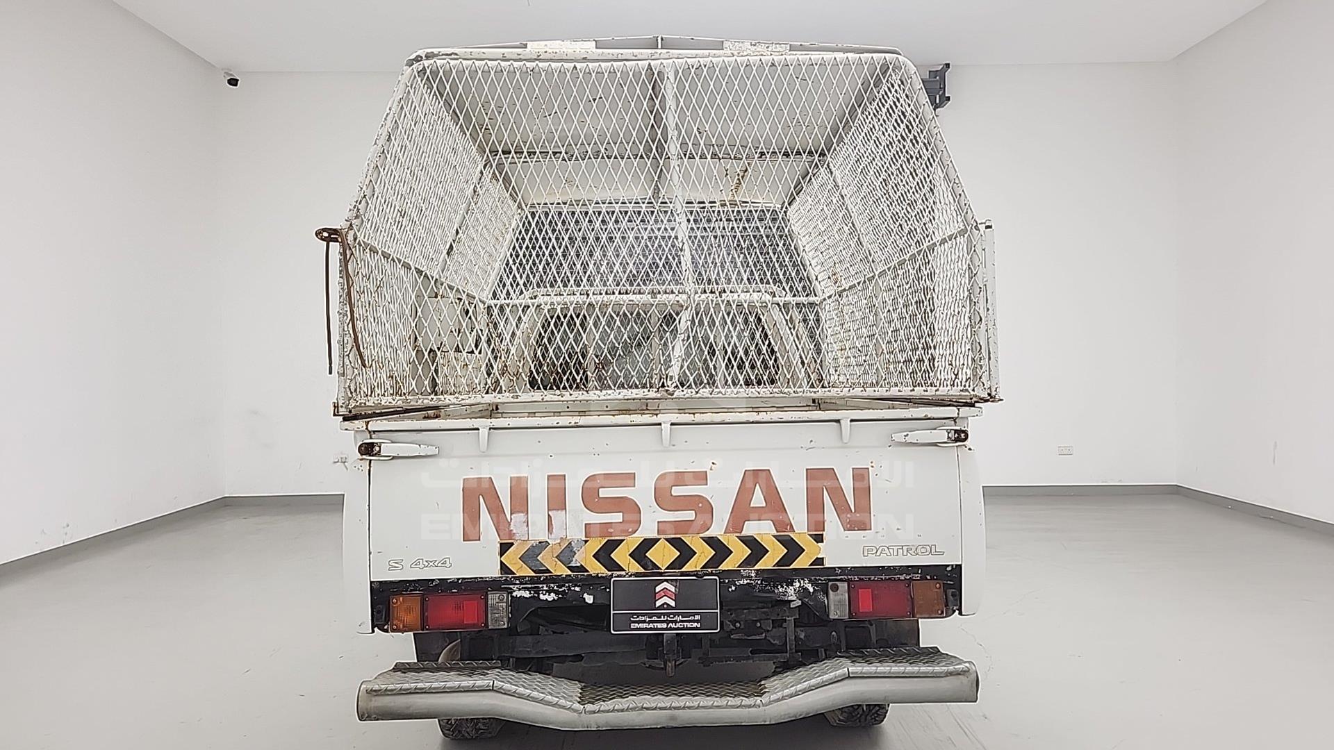 2002 NISSAN PICKUP VIN: JN6BY15Y82A500987