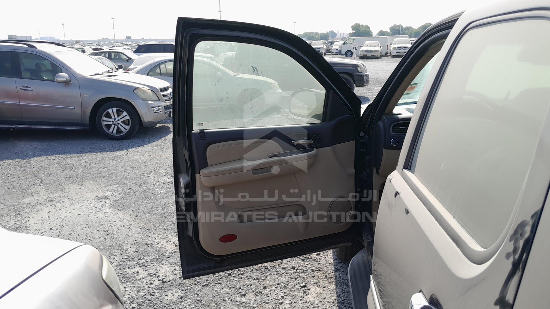 2008 GMC YUKON VIN: 1GKFK638X8J227599