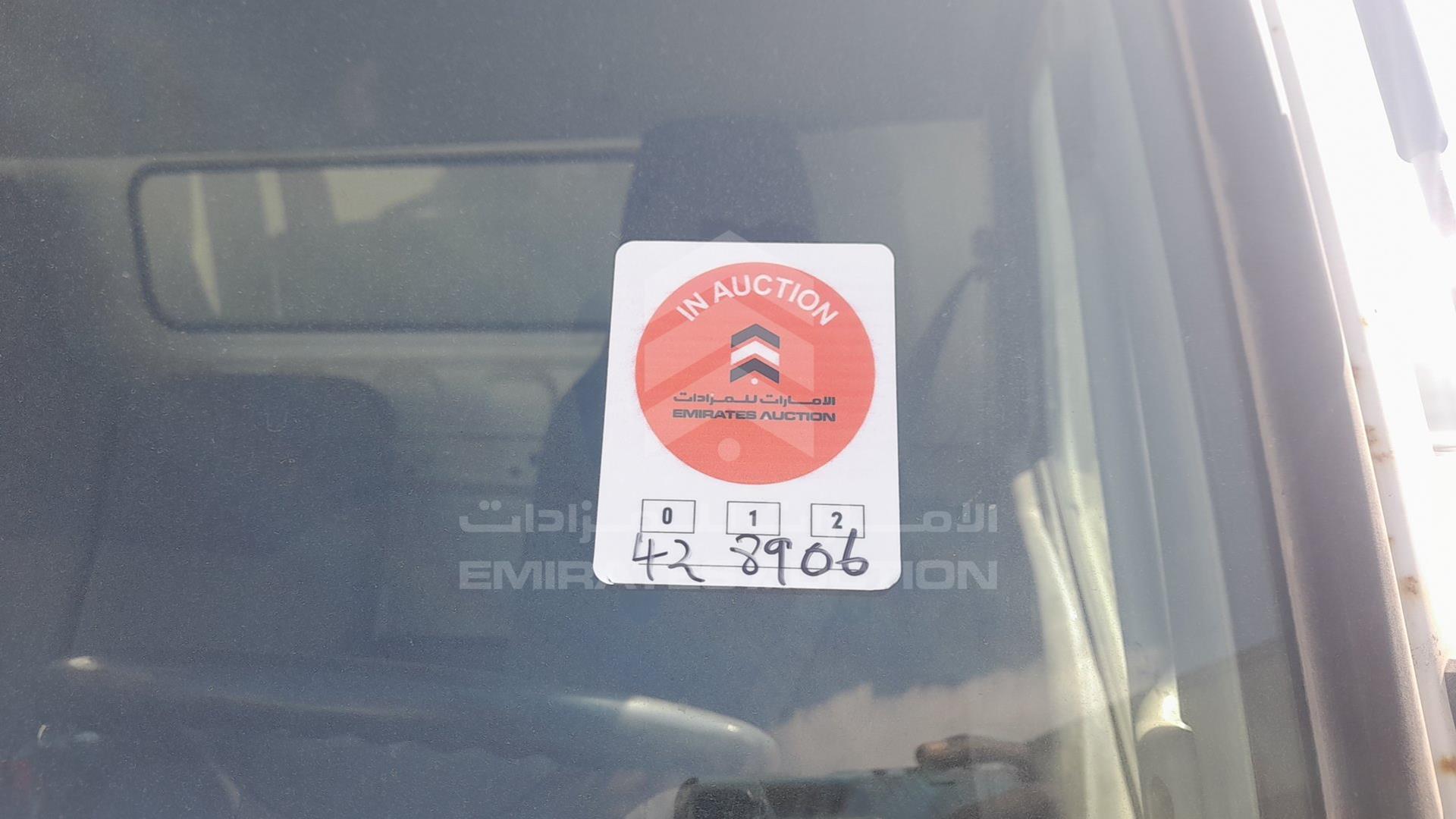 2015 MITSUBISHI CANTER VIN: JL7B6E1P8FK019136