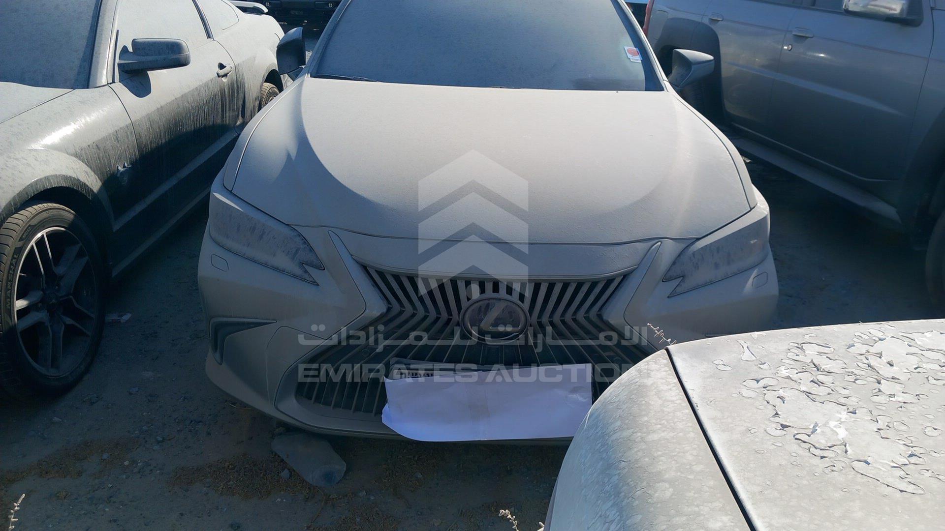 2019 LEXUS ES 300H VIN: JTHB21B11K2001209
