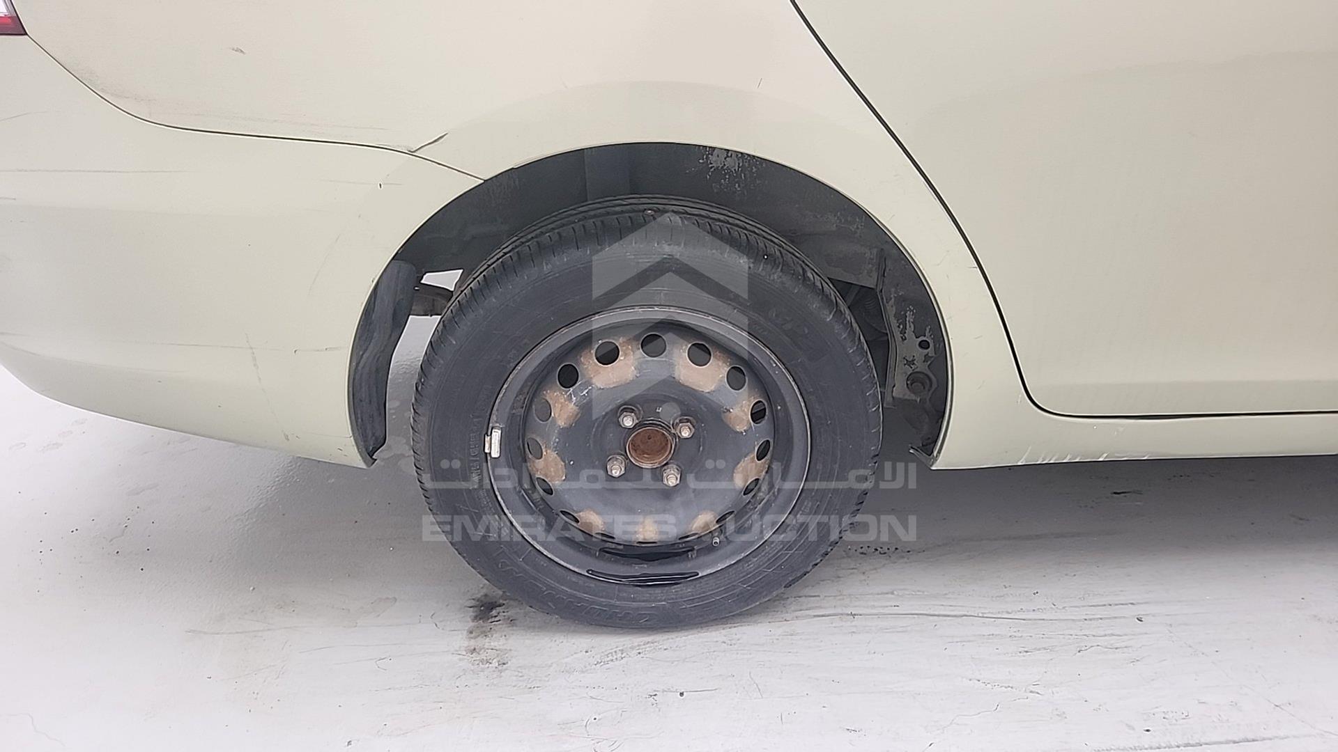 2008 TOYOTA YARIS VIN: JTDBW923681100533